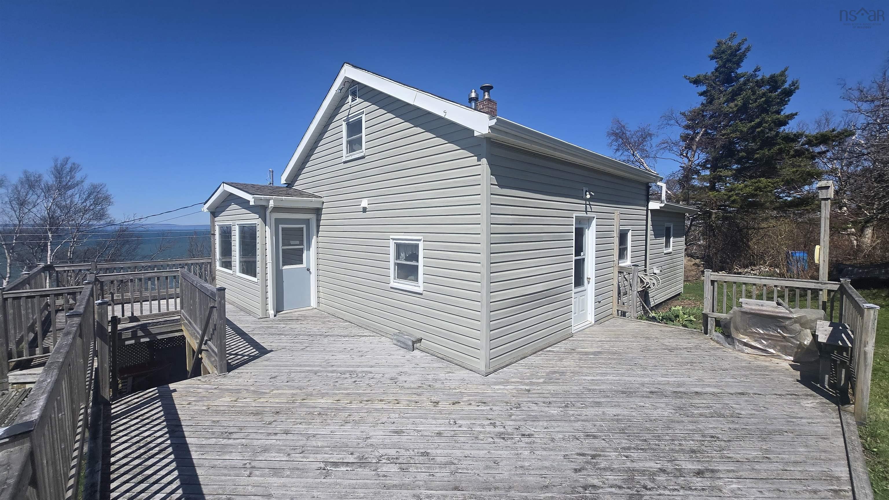 $324,900.00: 22 Pent Road, Harbourville
