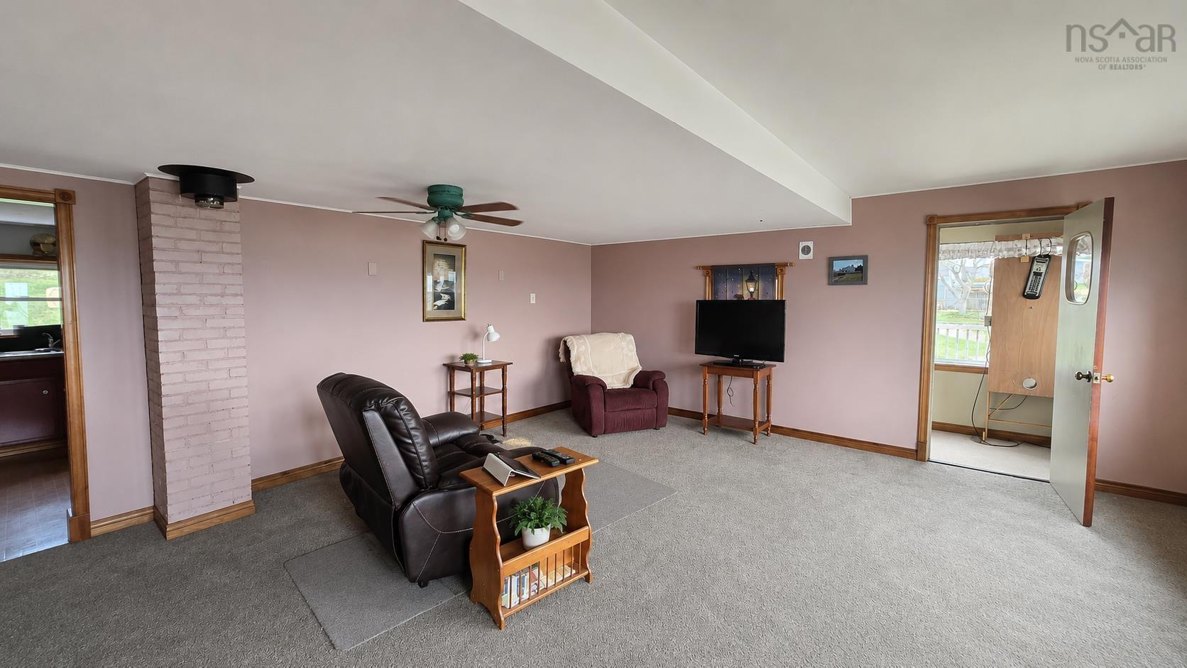 $324,900.00: 22 Pent Road, Harbourville