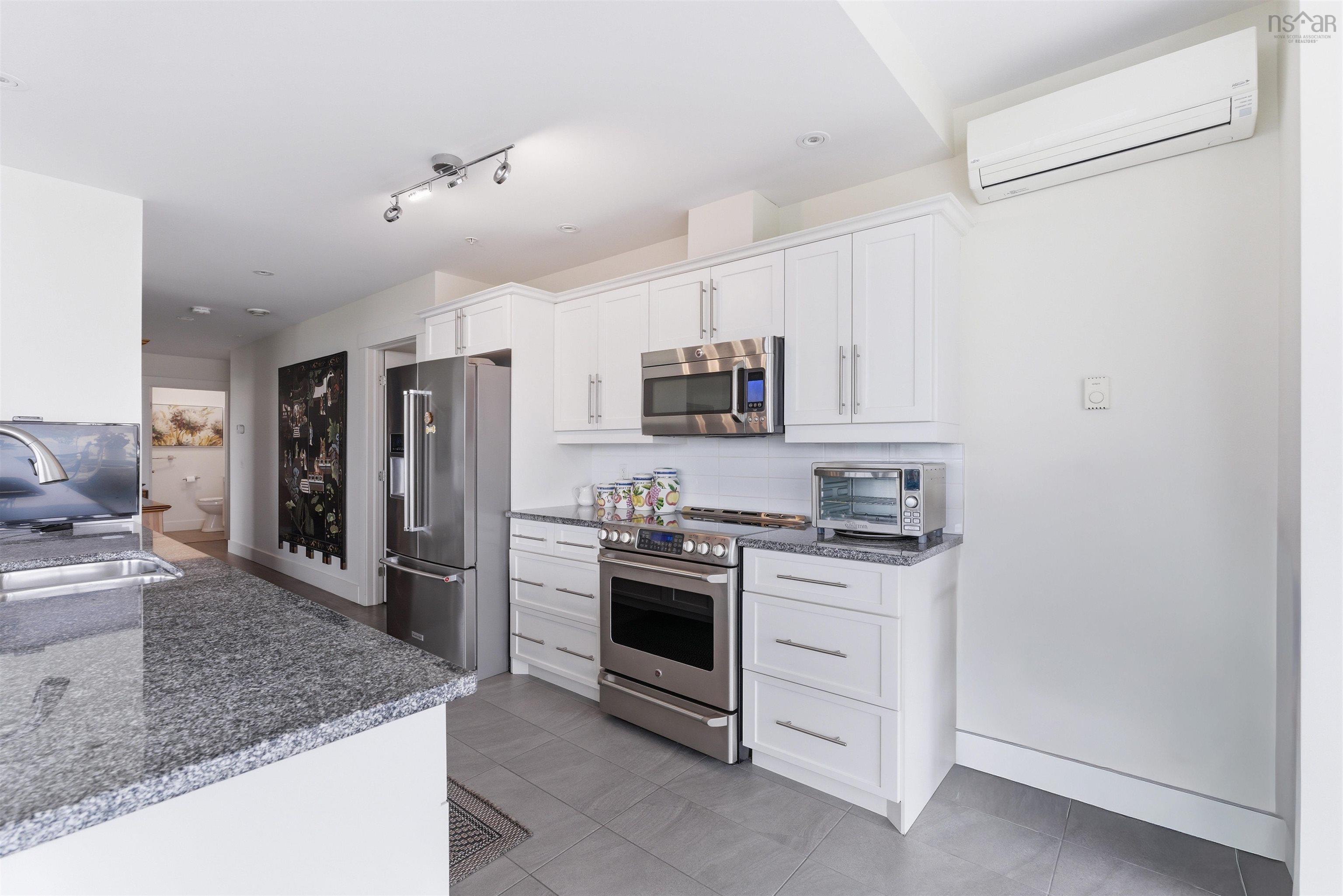 609 220 Waterfront Drive, Bedford, NS (MLS 202610216)