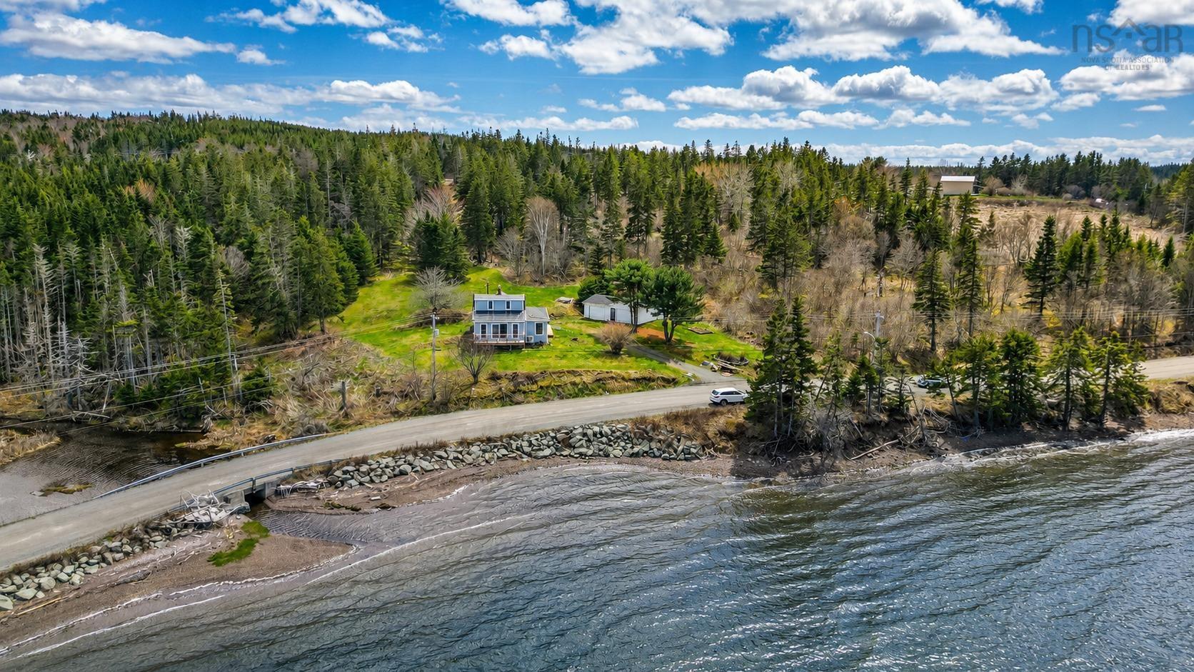 $275,000.00: 112 Corbetts Cove Road, Corbetts Cove