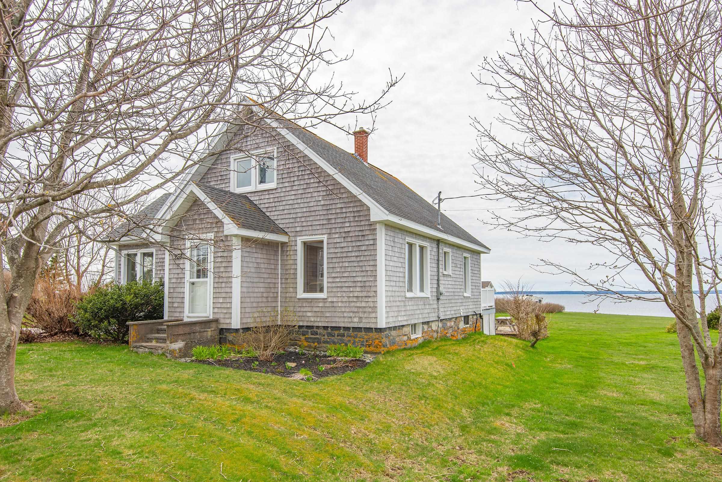 $435,000.00: 923 Highway 1, Little Brook