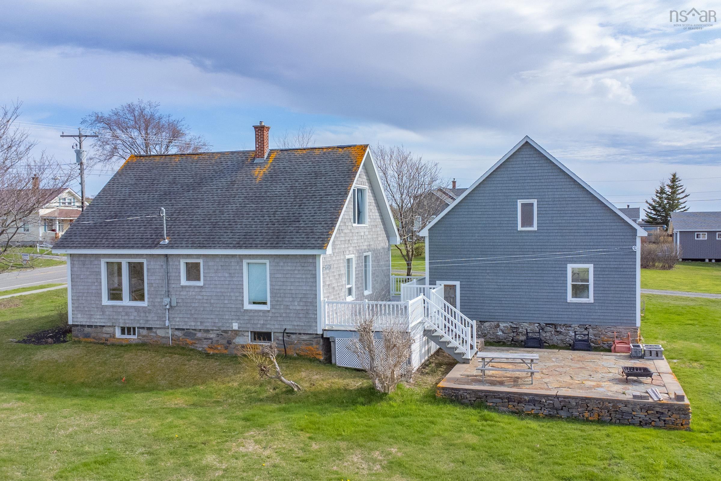 $435,000.00: 923 Highway 1, Little Brook