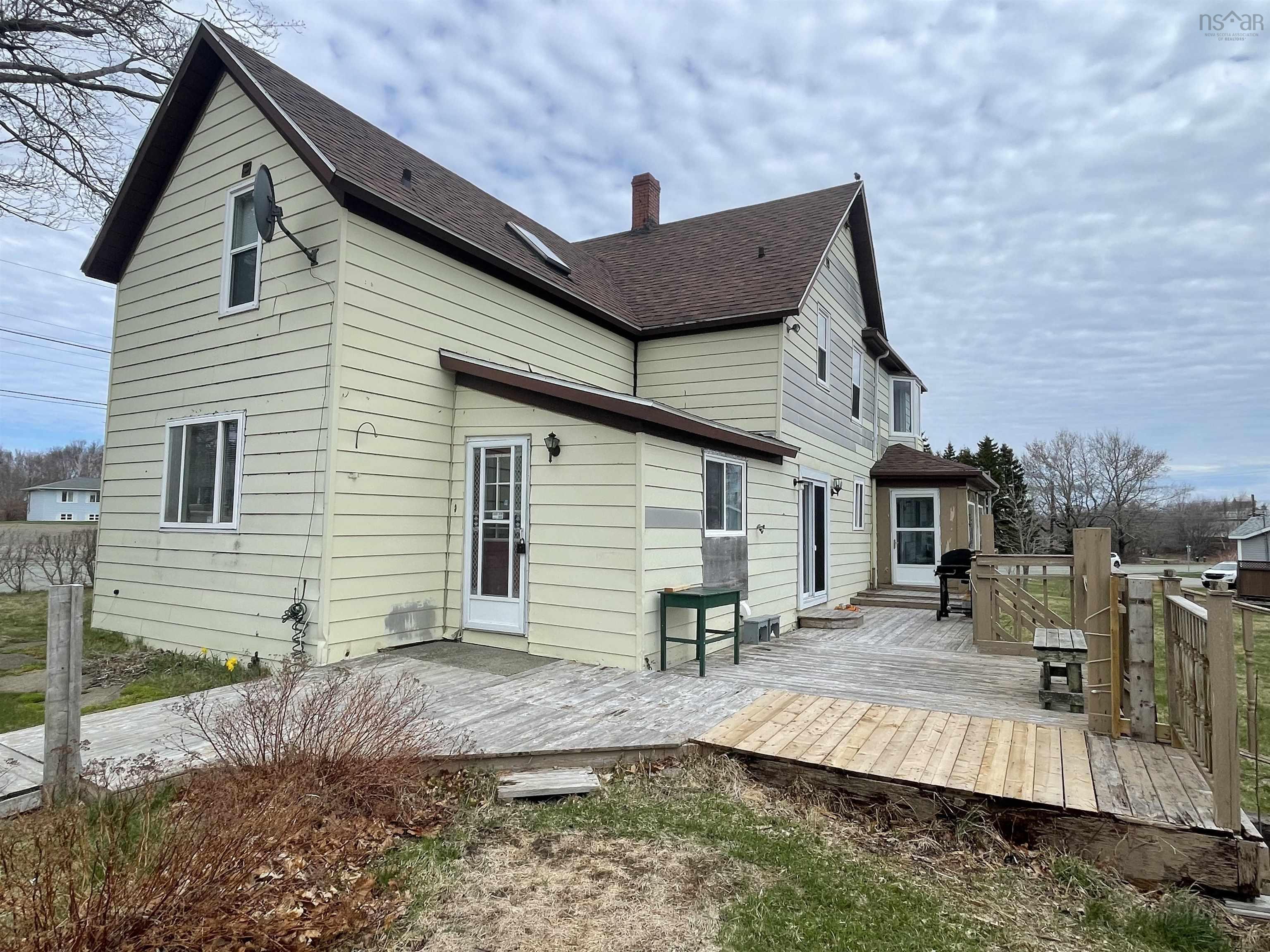 $239,900.00: 20 Dominion Street, Glace Bay