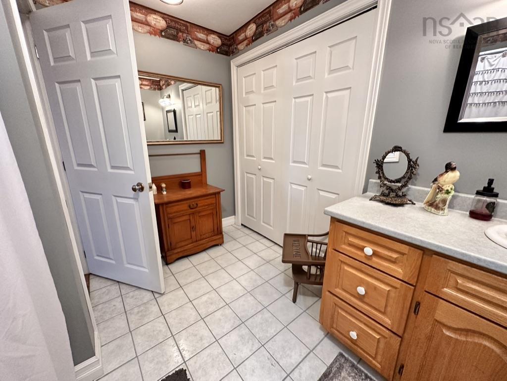 $349,900.00: 919 Malay Falls Lochaber Mines Road, Lochaber Mines