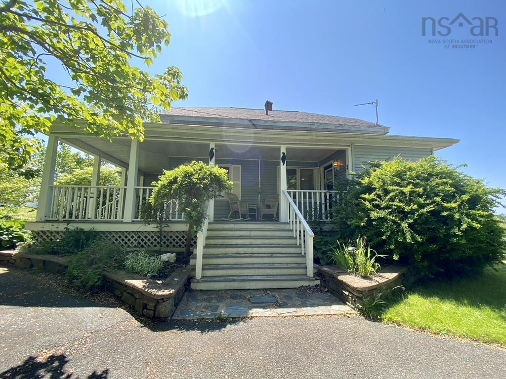 $349,900.00: 919 Malay Falls Lochaber Mines Road, Lochaber Mines