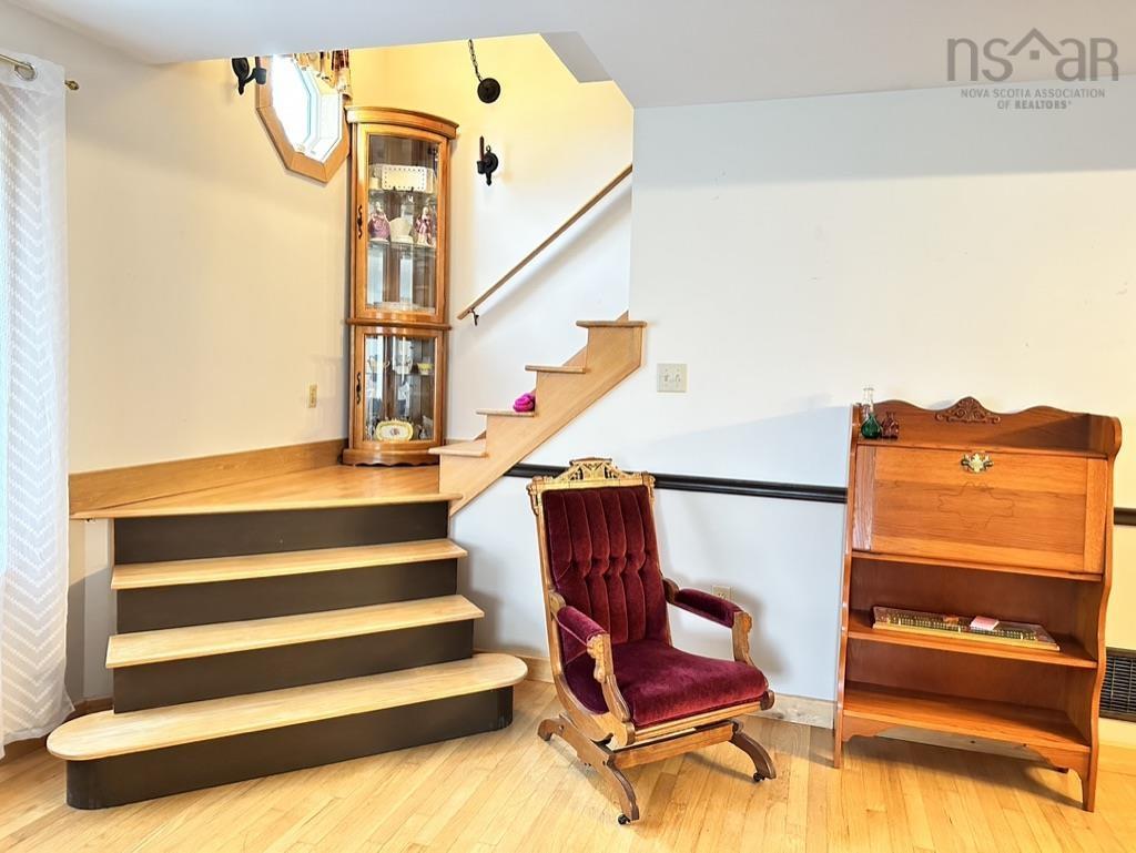 $349,900.00: 919 Malay Falls Lochaber Mines Road, Lochaber Mines