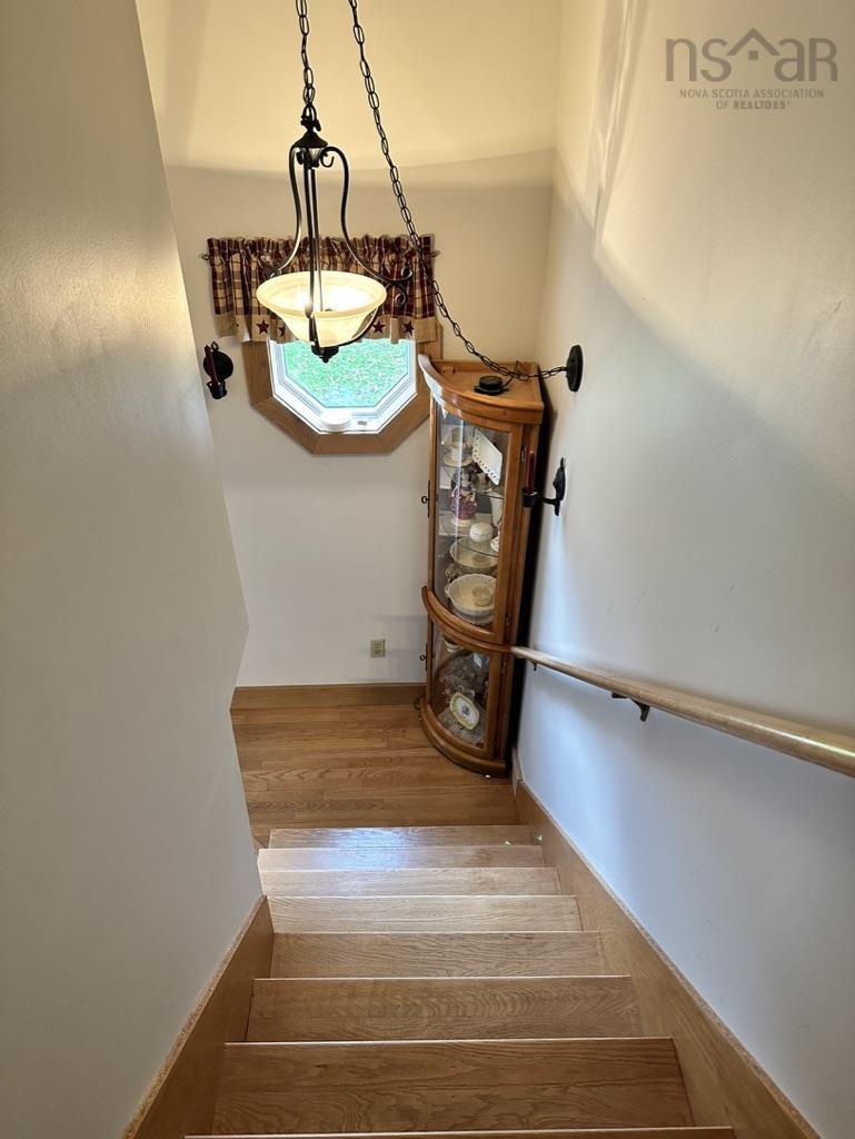 $349,900.00: 919 Malay Falls Lochaber Mines Road, Lochaber Mines