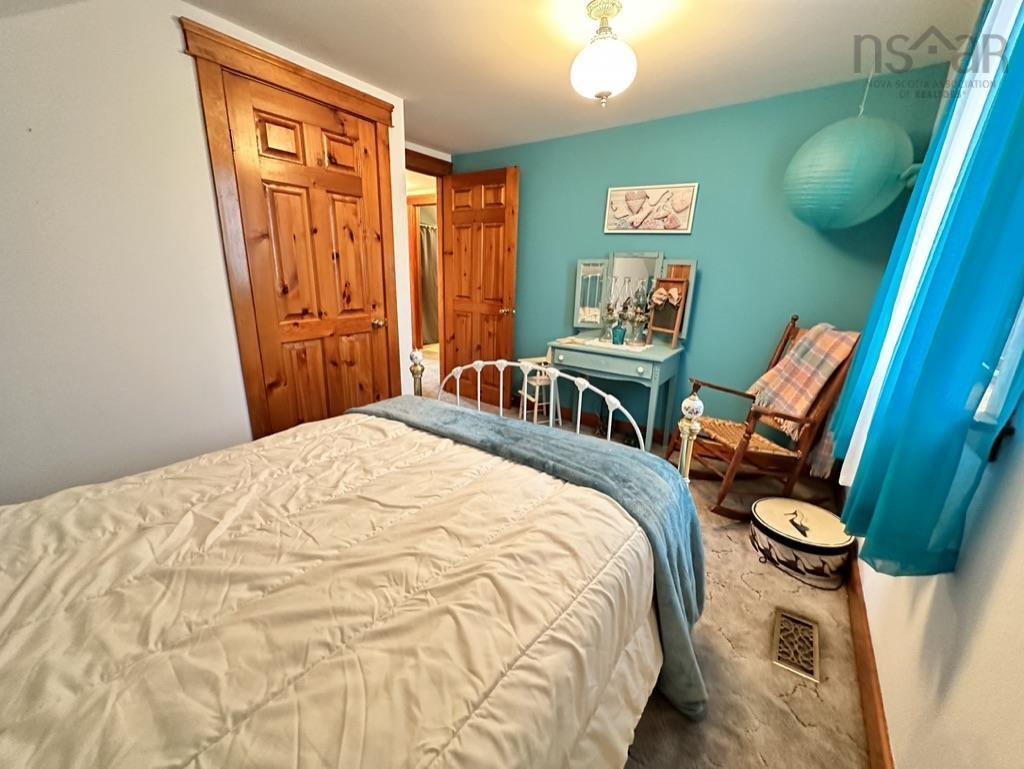 $349,900.00: 919 Malay Falls Lochaber Mines Road, Lochaber Mines