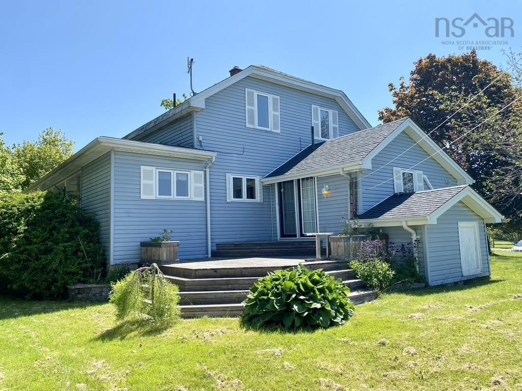 $349,900.00: 919 Malay Falls Lochaber Mines Road, Lochaber Mines