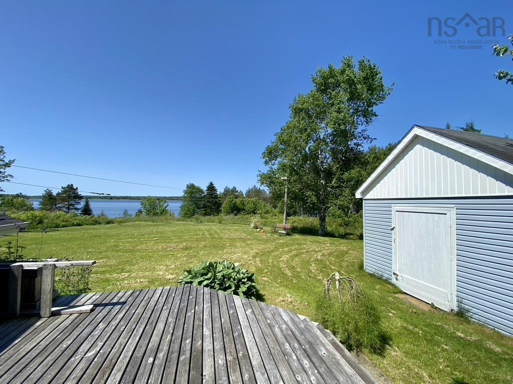 $349,900.00: 919 Malay Falls Lochaber Mines Road, Lochaber Mines
