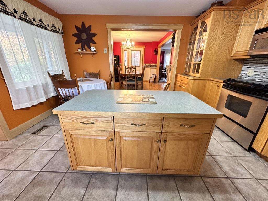 $349,900.00: 919 Malay Falls Lochaber Mines Road, Lochaber Mines