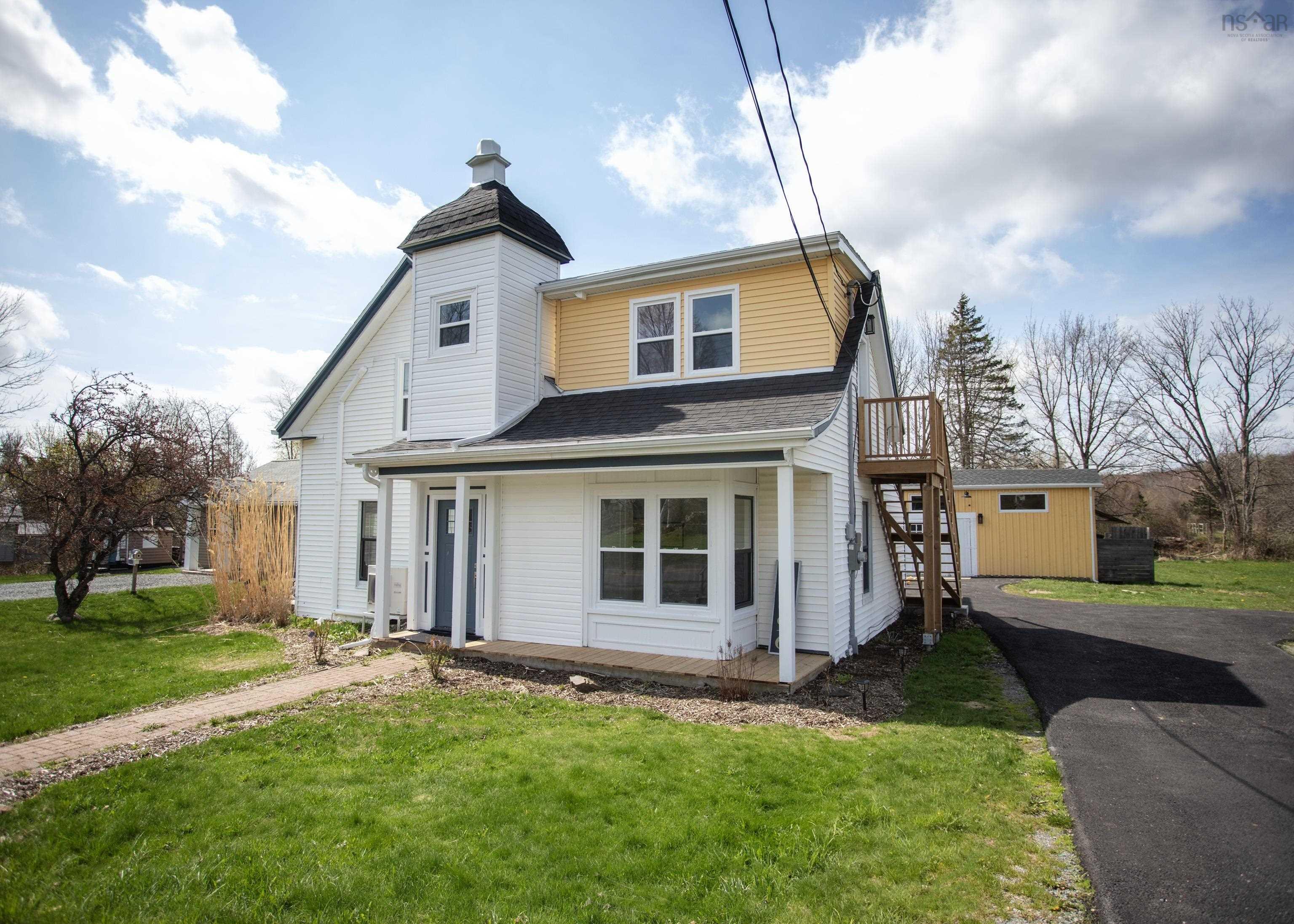 14096 Highway 1, Hants Border, NS (MLS® 202610240) | Hants Border Real Estate | RE/MAX Halifax