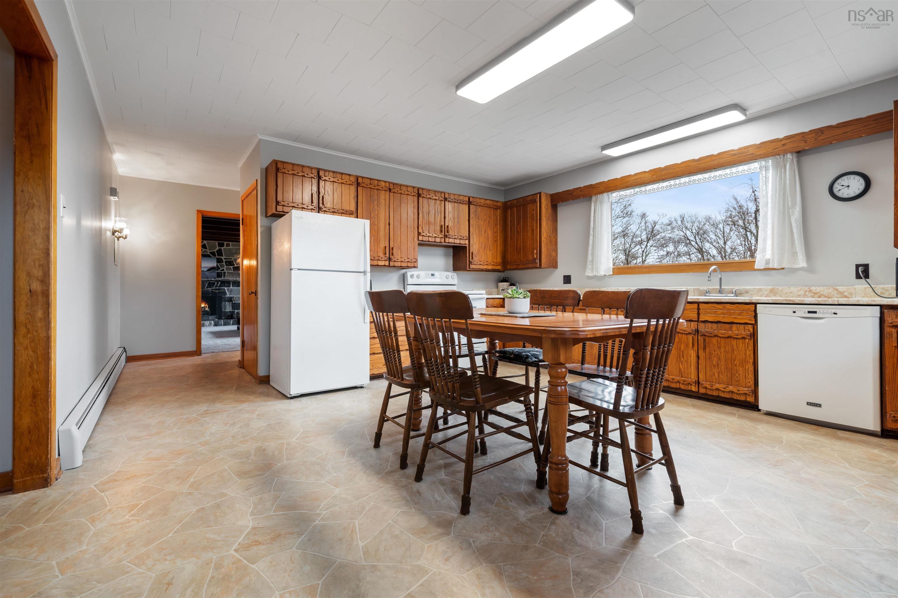 $448,800.00: 945 Pictou Road, East Mountain