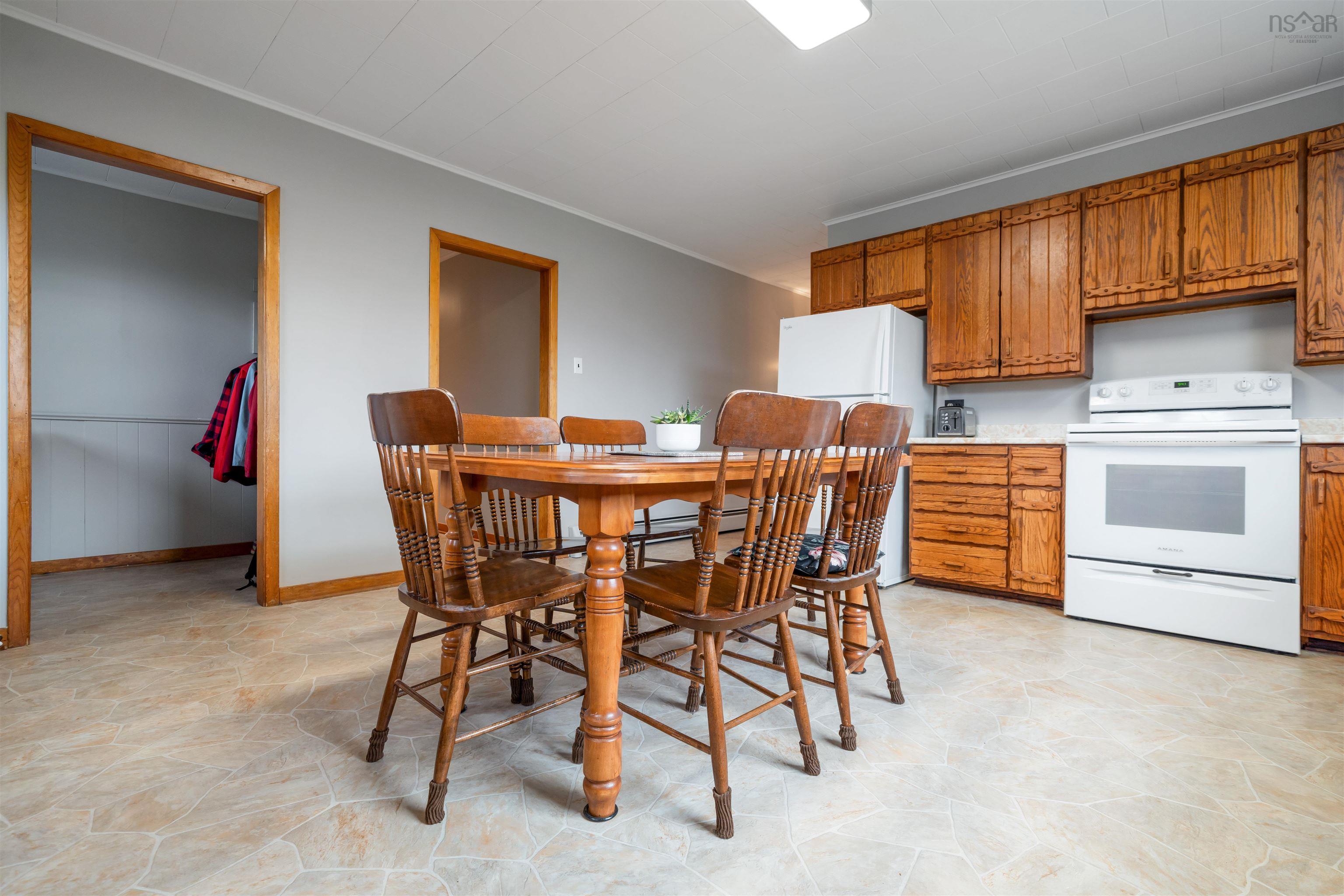 $448,800.00: 945 Pictou Road, East Mountain