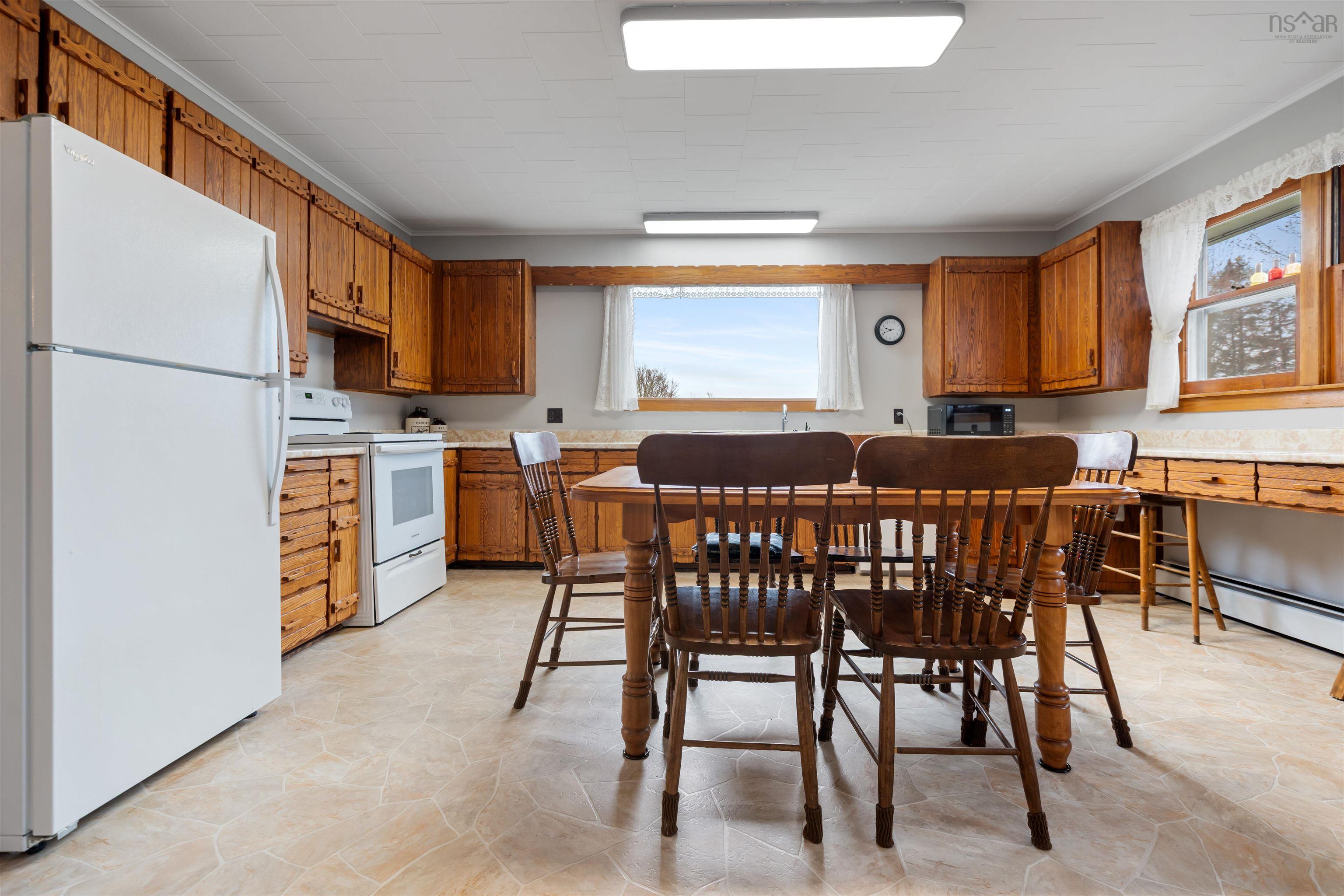 $448,800.00: 945 Pictou Road, East Mountain