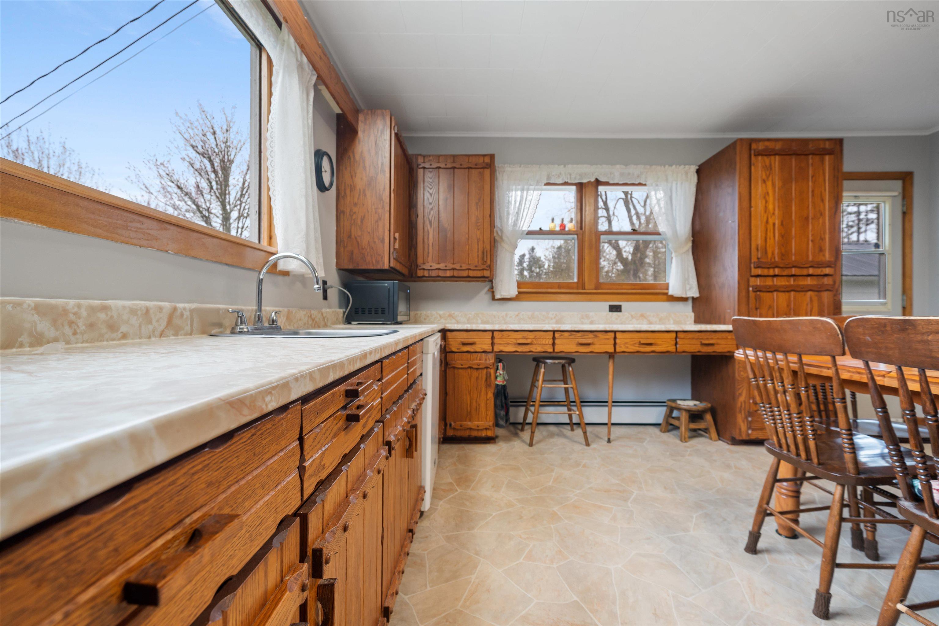 $448,800.00: 945 Pictou Road, East Mountain