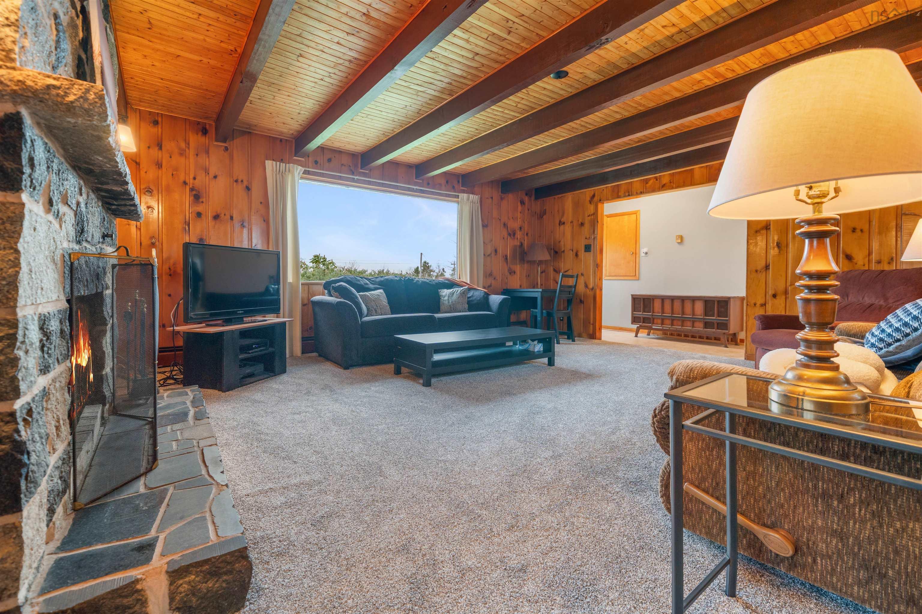 $448,800.00: 945 Pictou Road, East Mountain