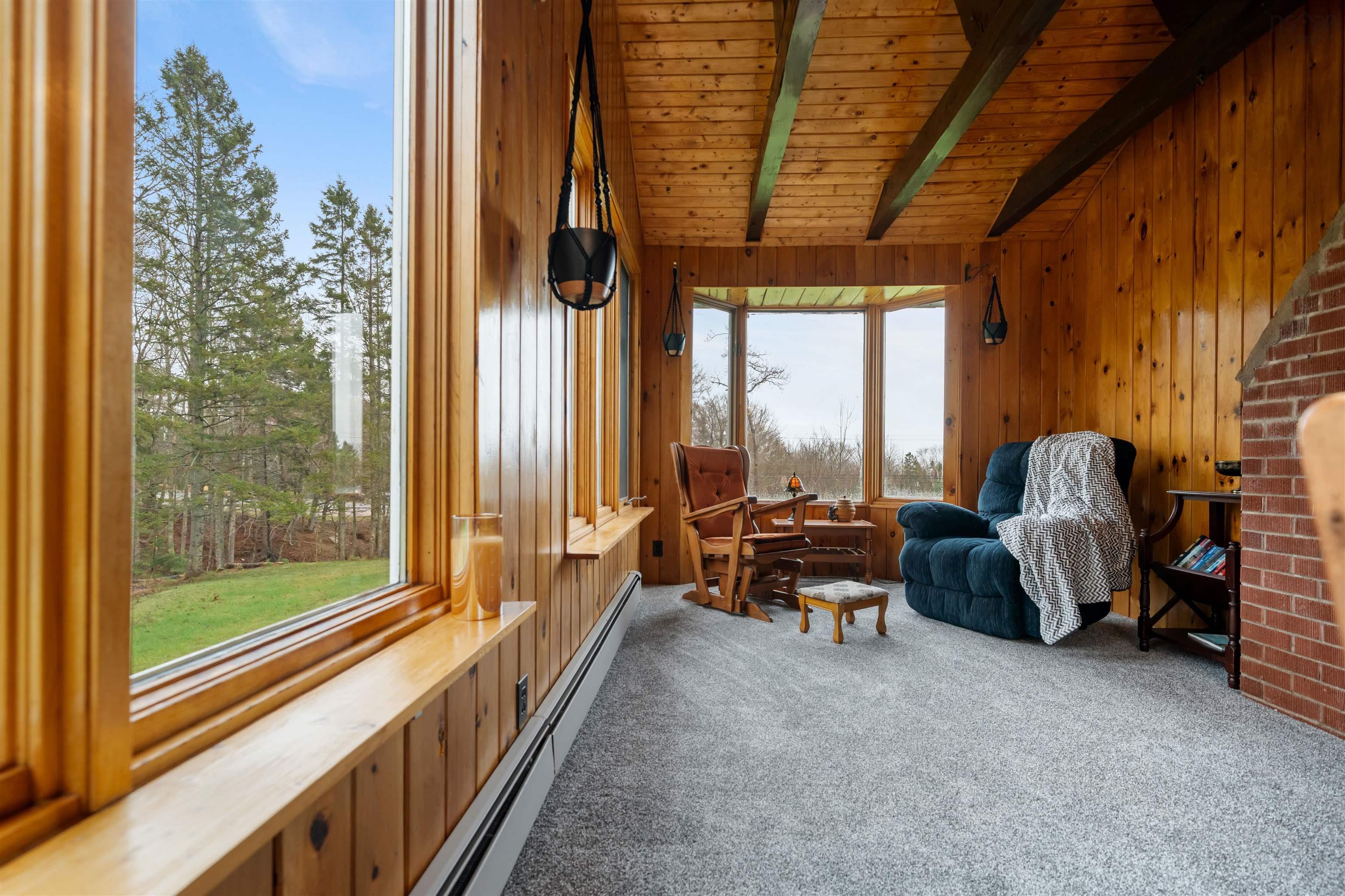 $448,800.00: 945 Pictou Road, East Mountain