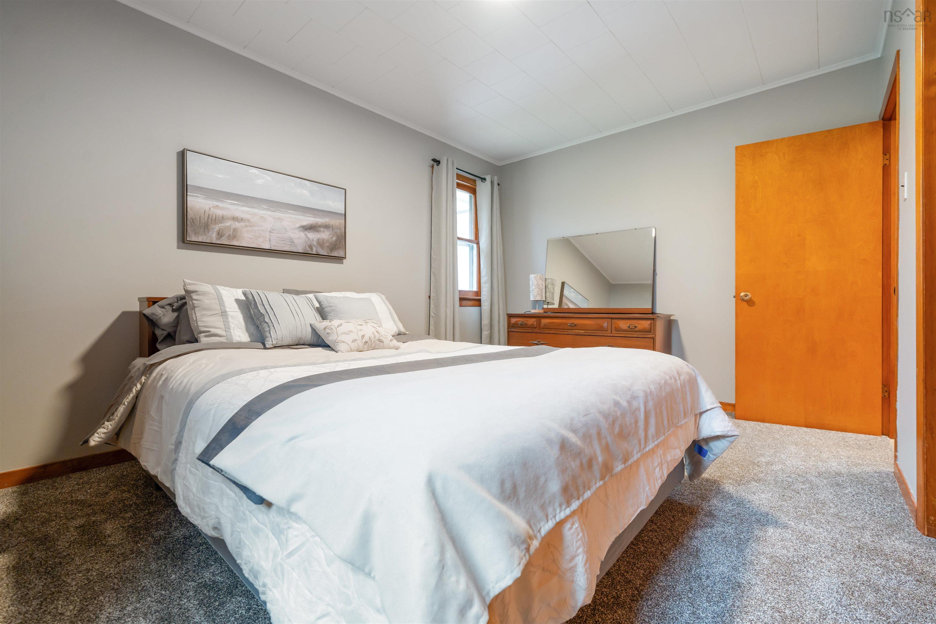 $448,800.00: 945 Pictou Road, East Mountain