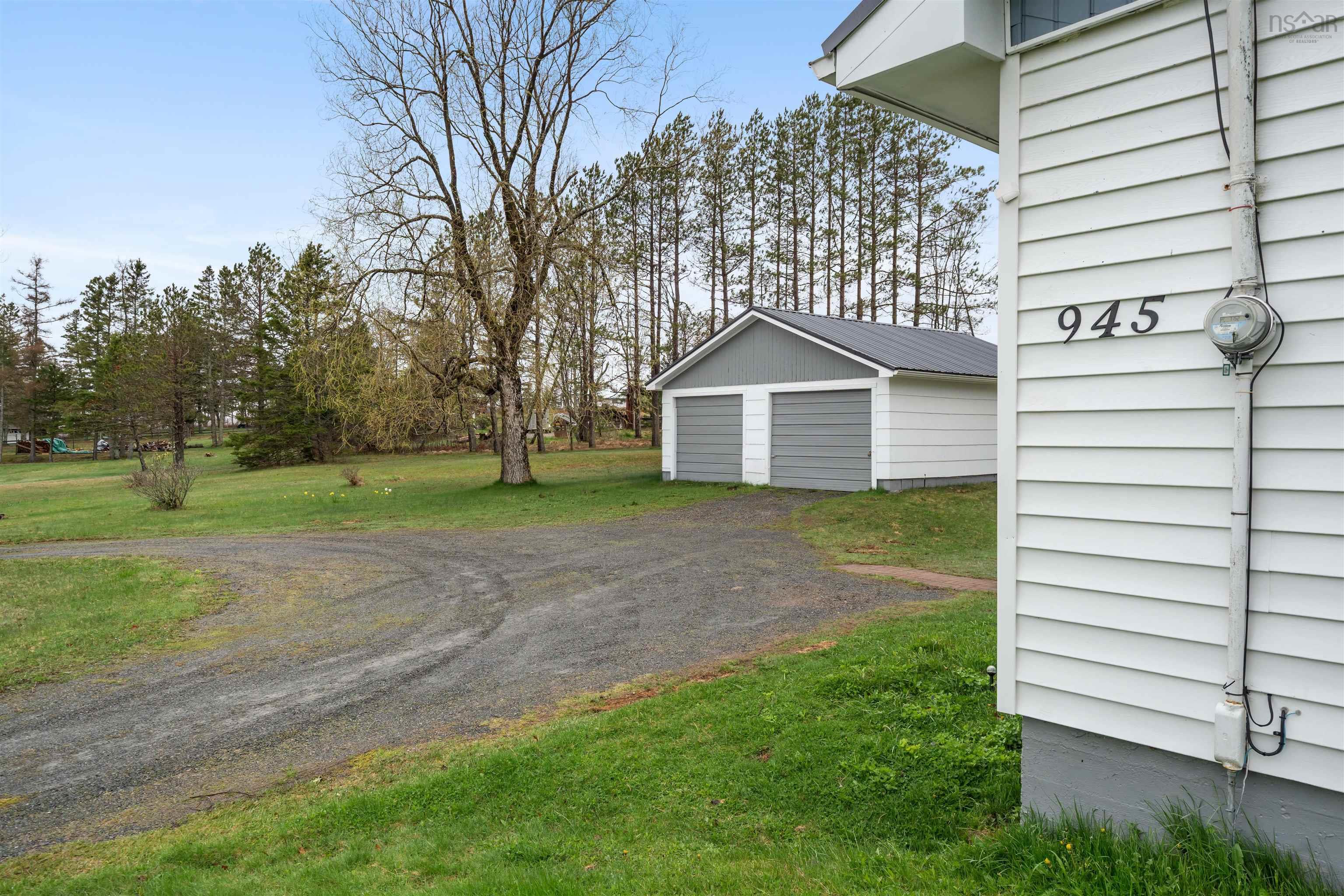 $448,800.00: 945 Pictou Road, East Mountain