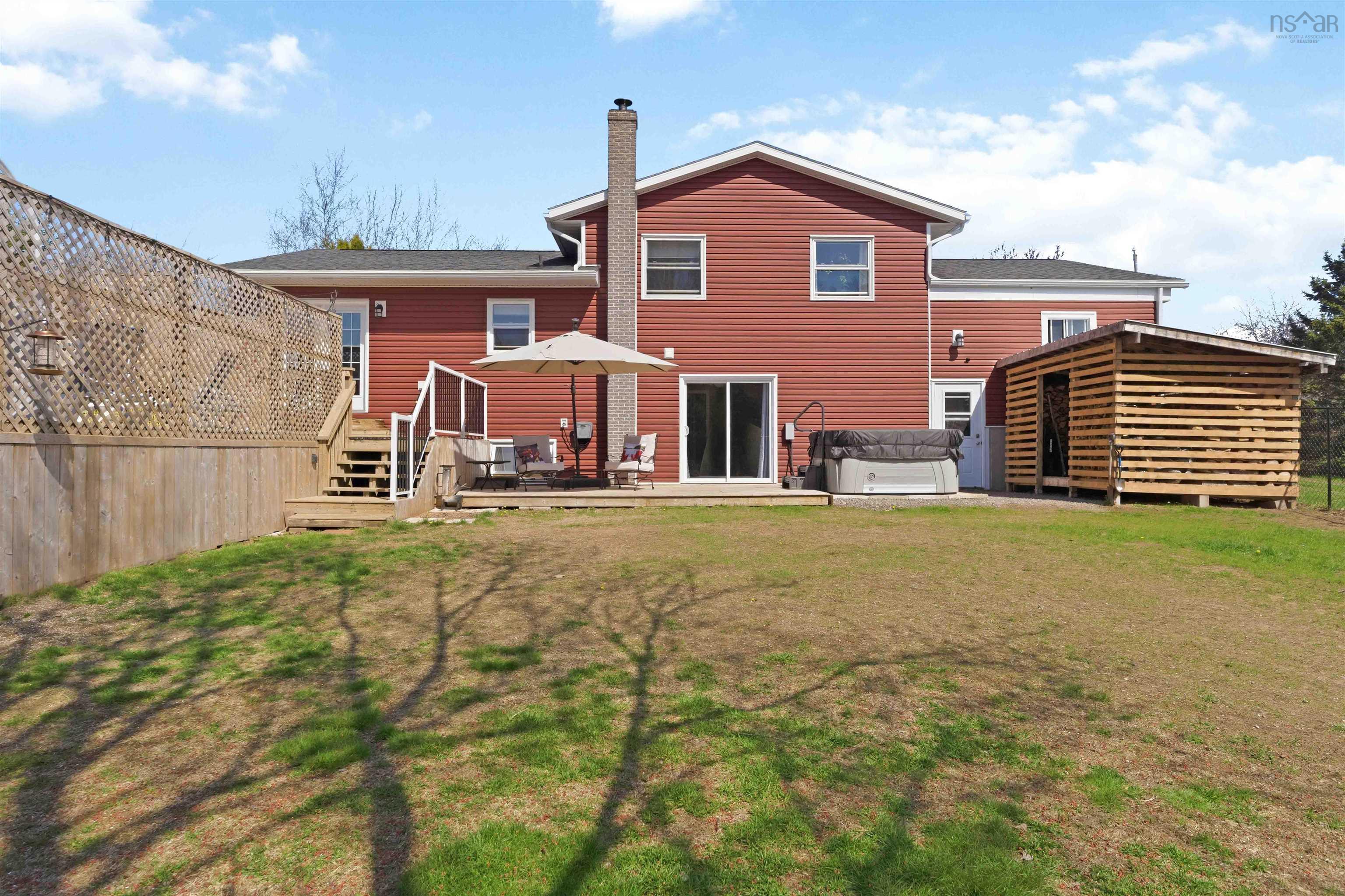 $524,900.00: 106 Geiger Drive, Wilmot