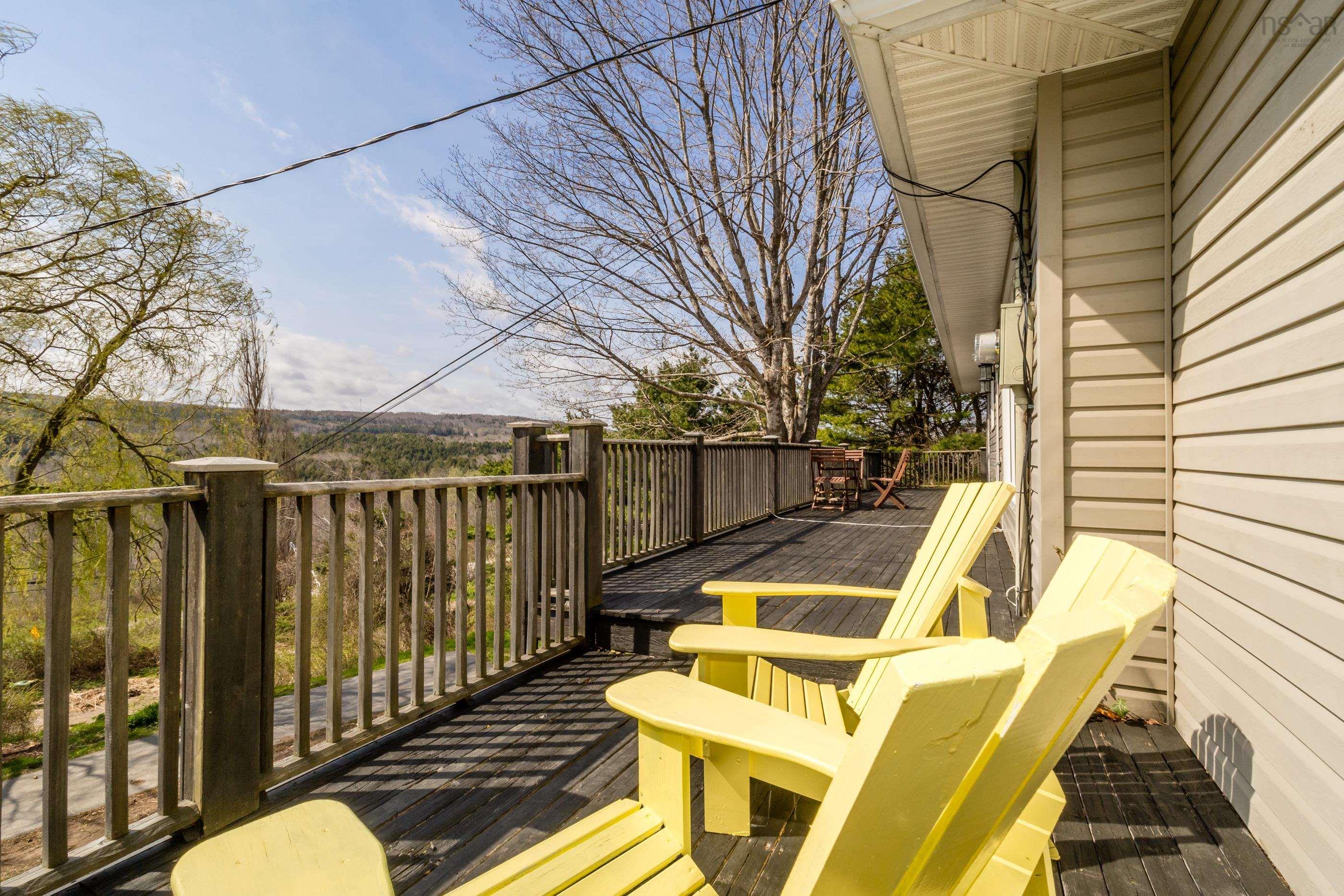$520,000.00: 1719 White Rock Road, White Rock