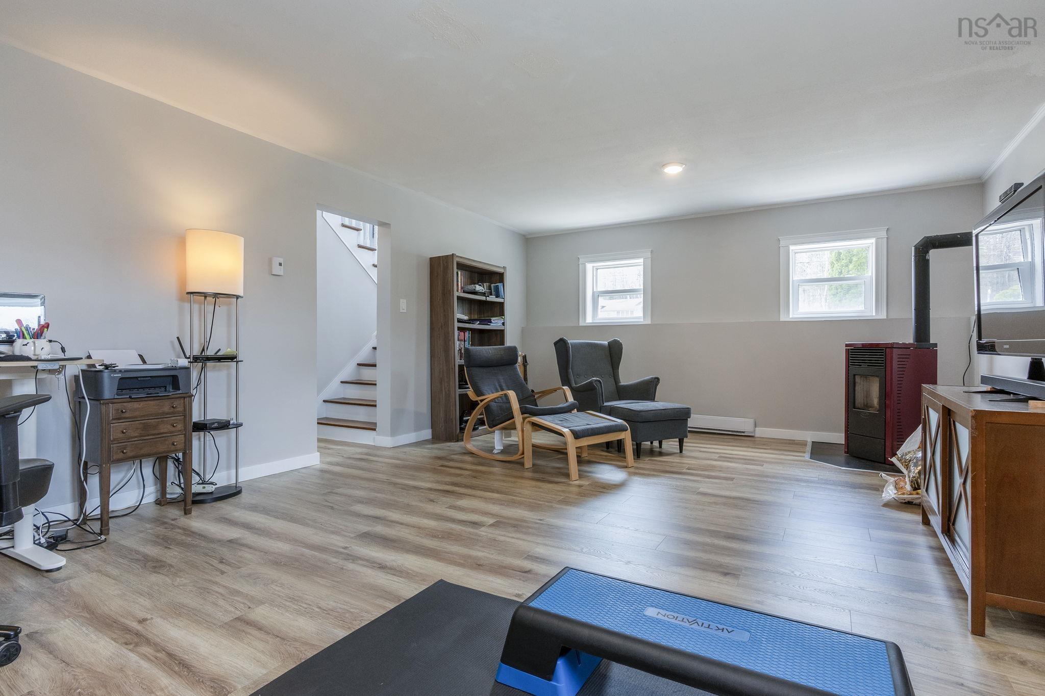 $439,000.00: 821 Meadowvale Road, Tremont