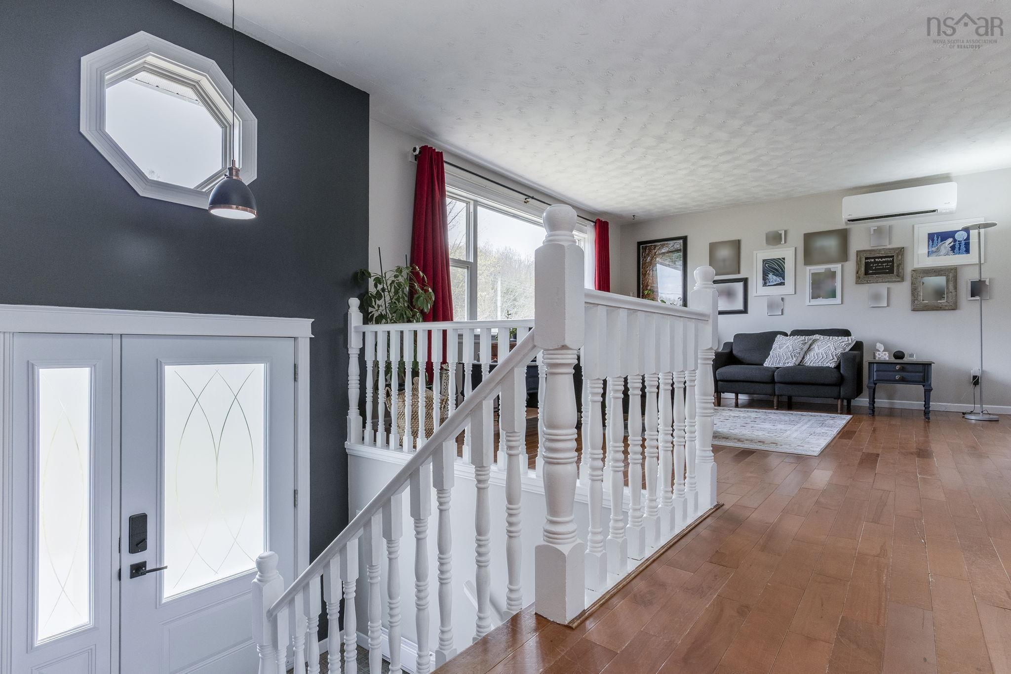 $439,000.00: 821 Meadowvale Road, Tremont