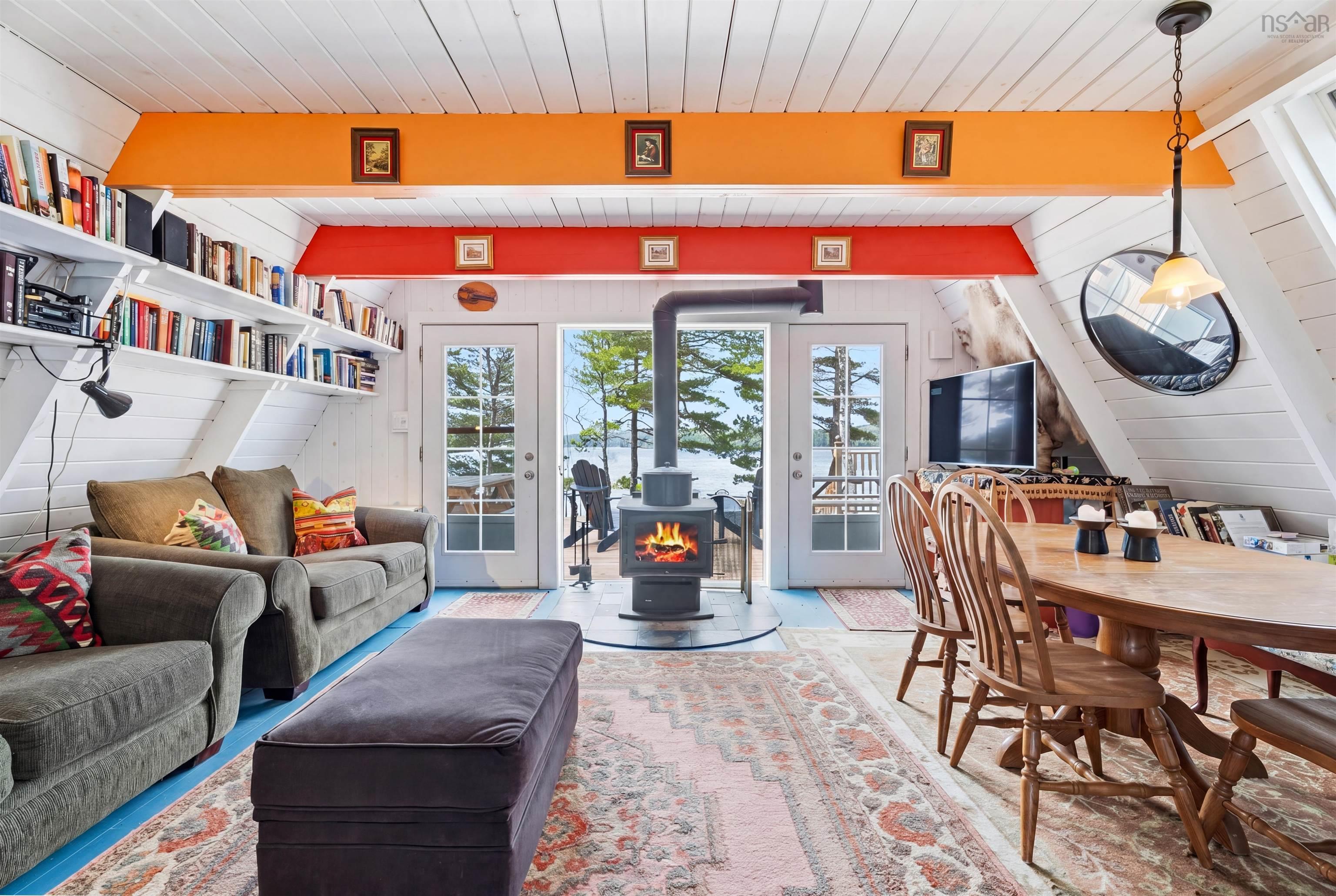 $1,400,000.00: 73 Lawral Lane, Middle Cornwall