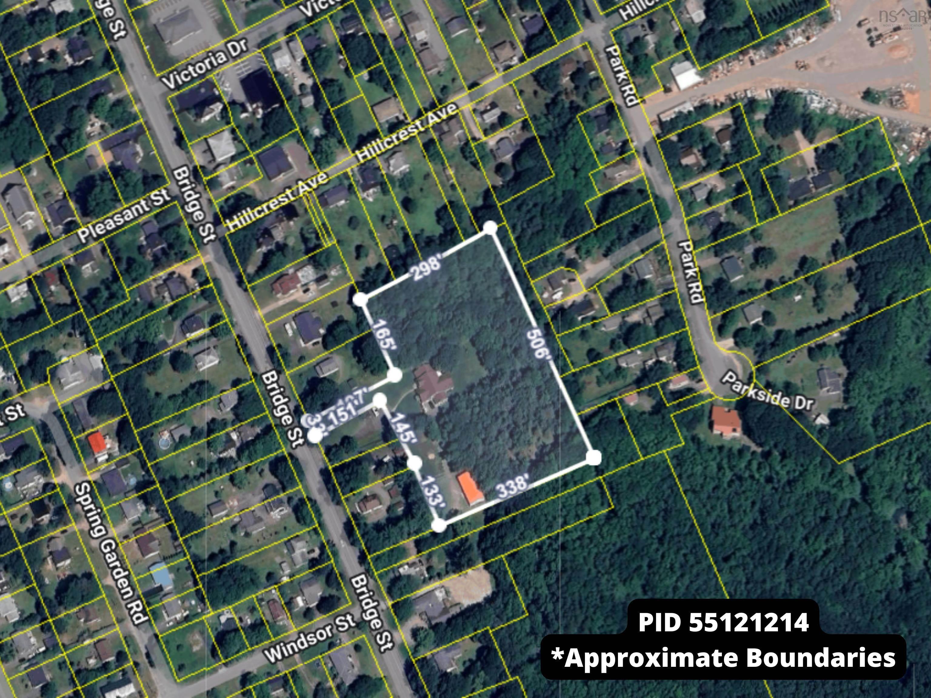 $949,900.00: 1460 Bridge Street, Kingston