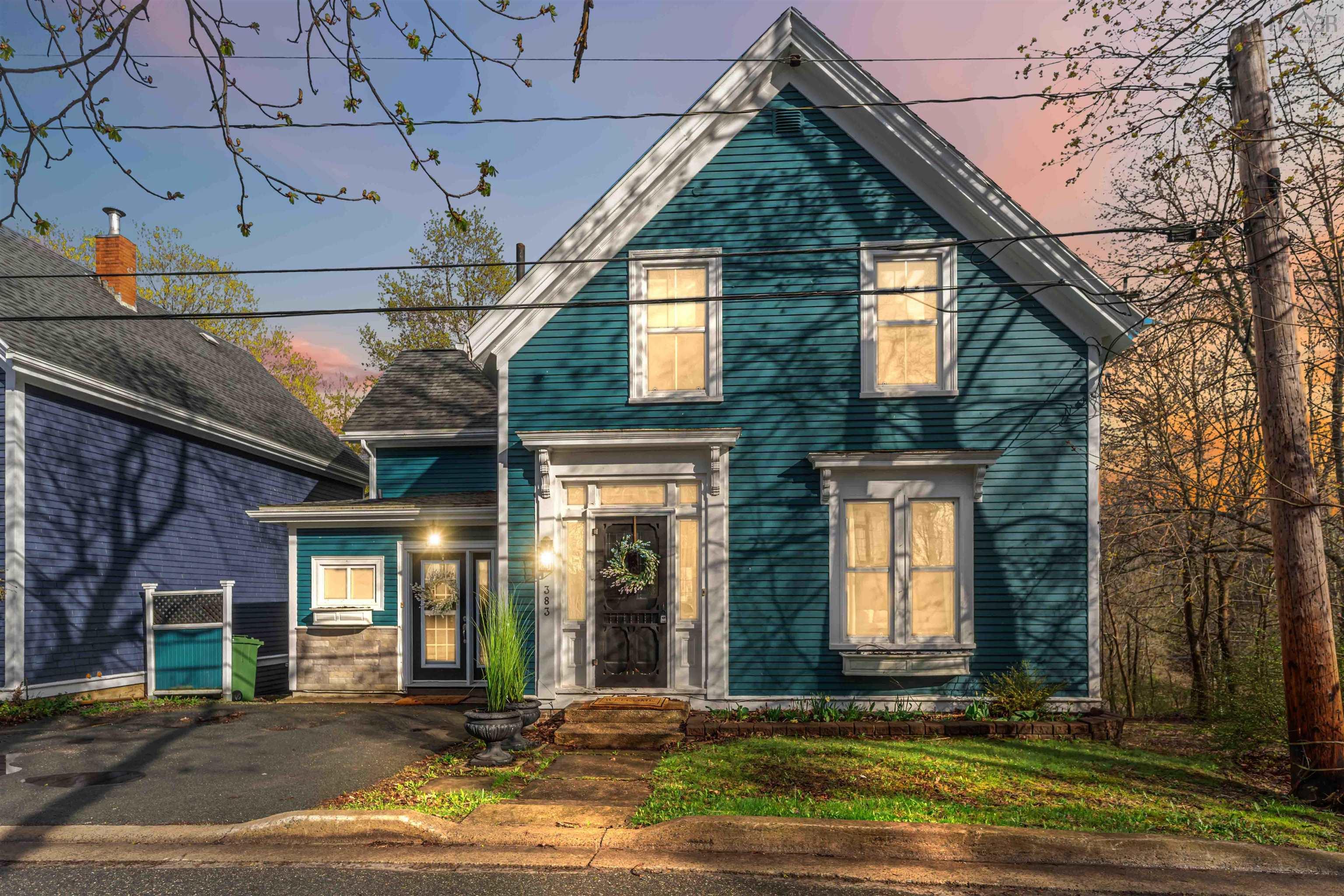 $550,000.00: 383 Hawthorne Street, Windsor