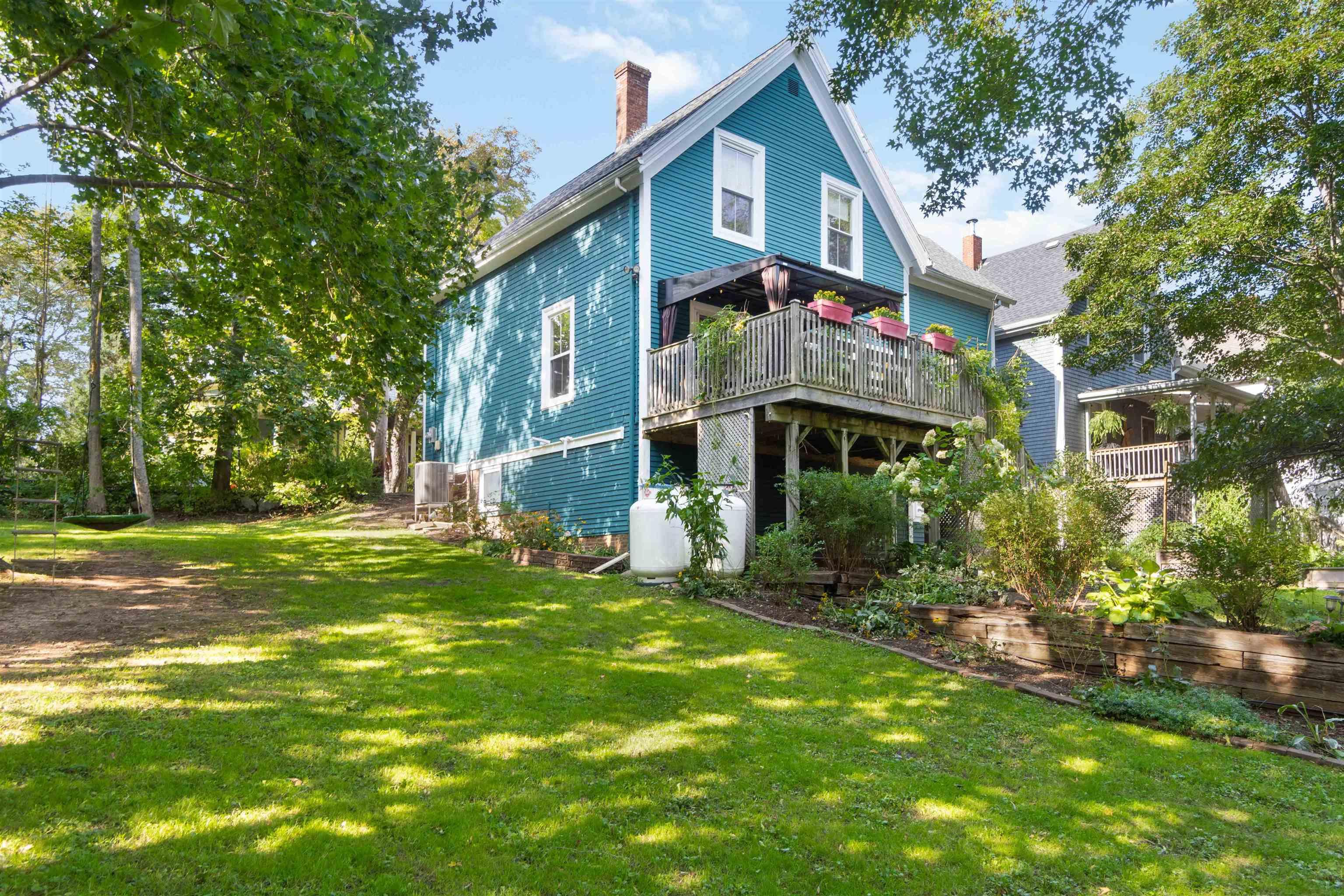 $550,000.00: 383 Hawthorne Street, Windsor