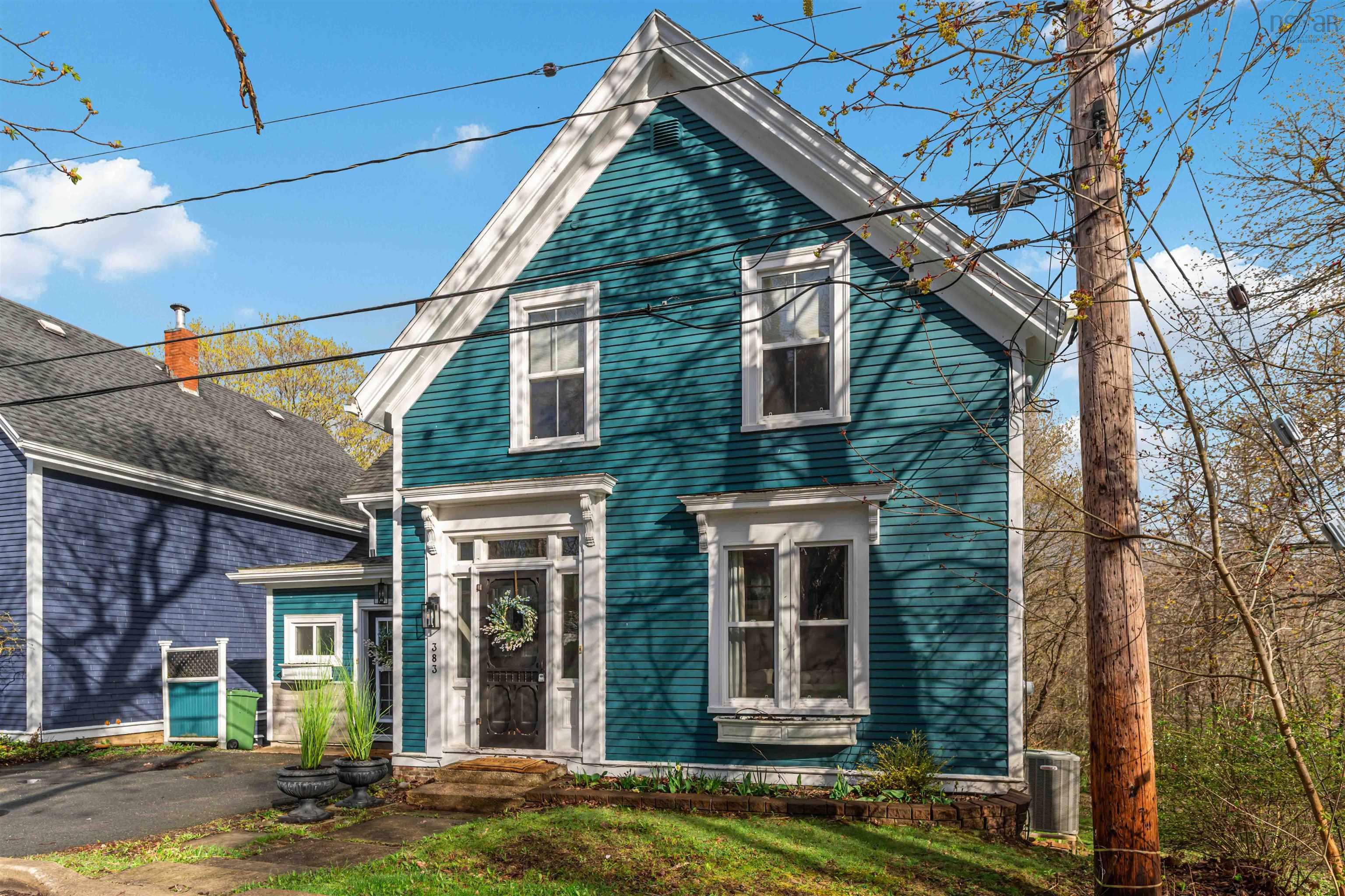 $550,000.00: 383 Hawthorne Street, Windsor