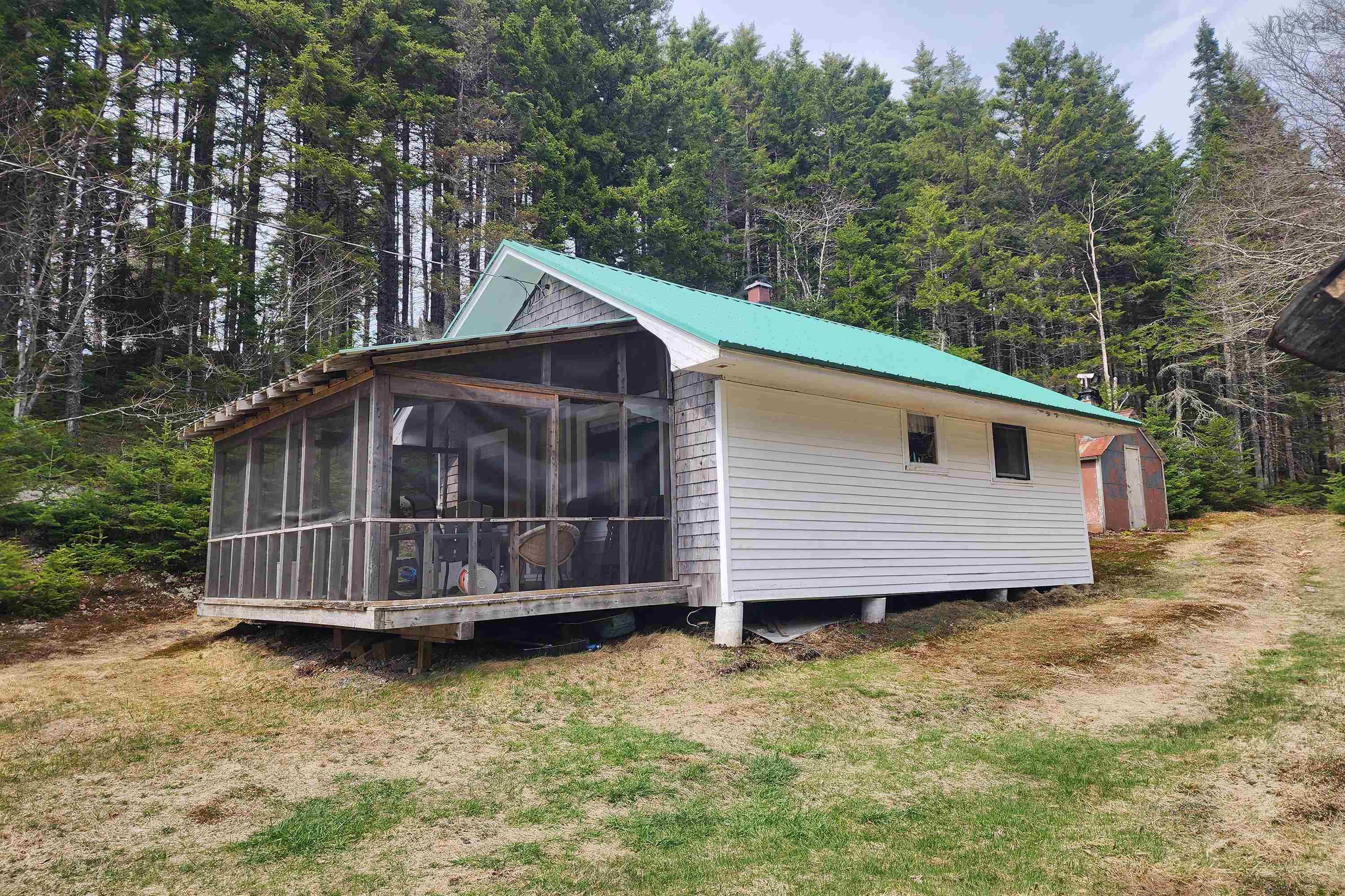 $120,000.00: 1009 Trout Lake Road, Hart Lake