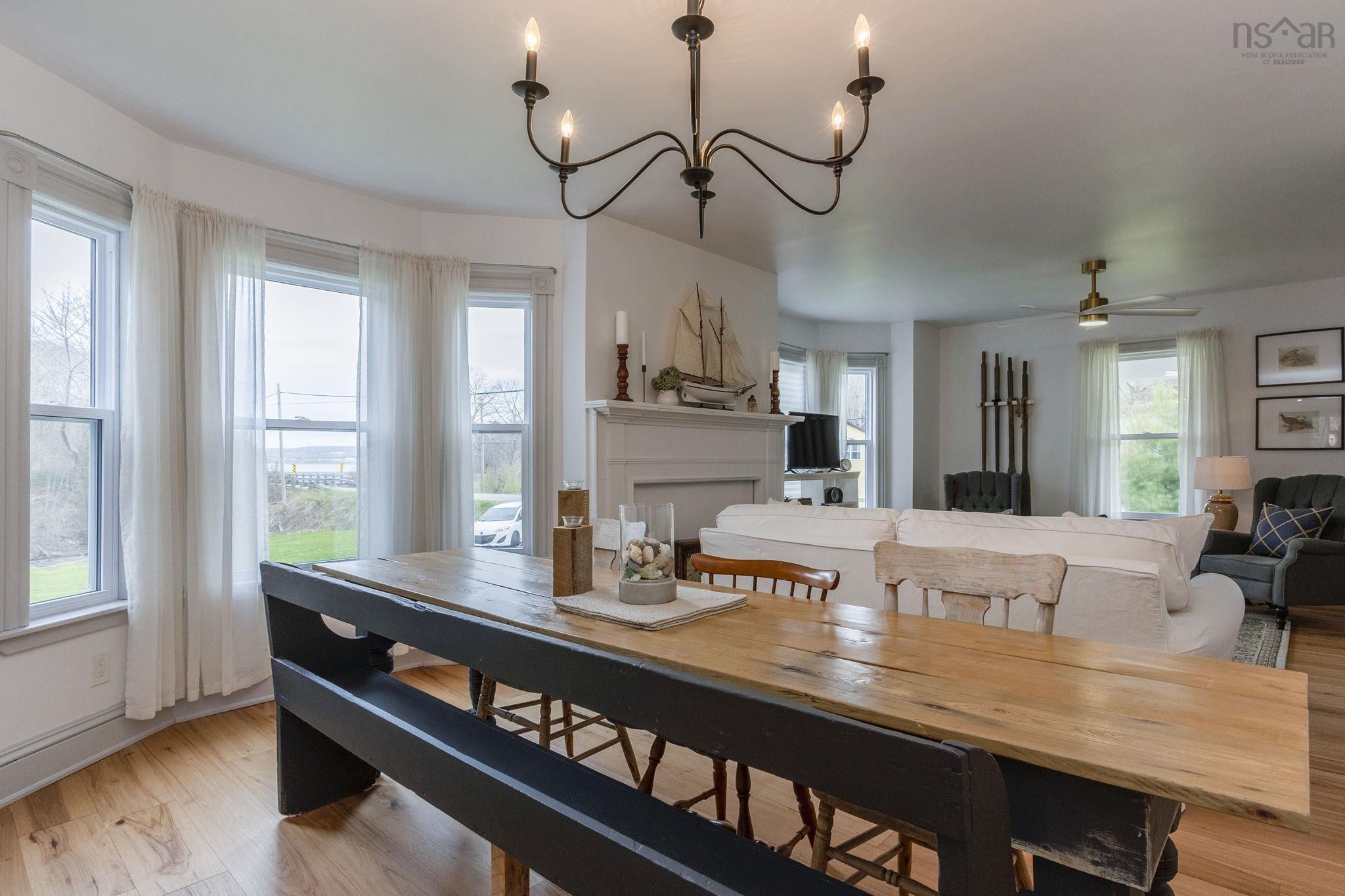 $479,000.00: 472 Highway 1, Smiths Cove