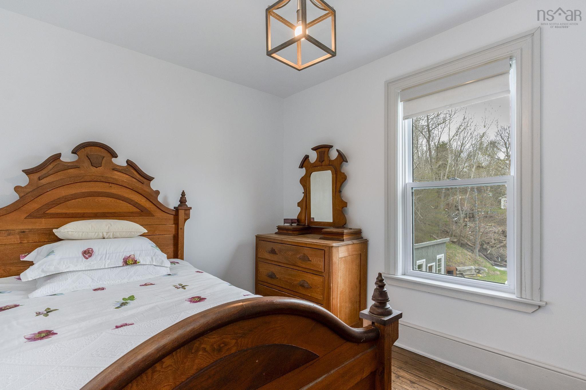 $479,000.00: 472 Highway 1, Smiths Cove