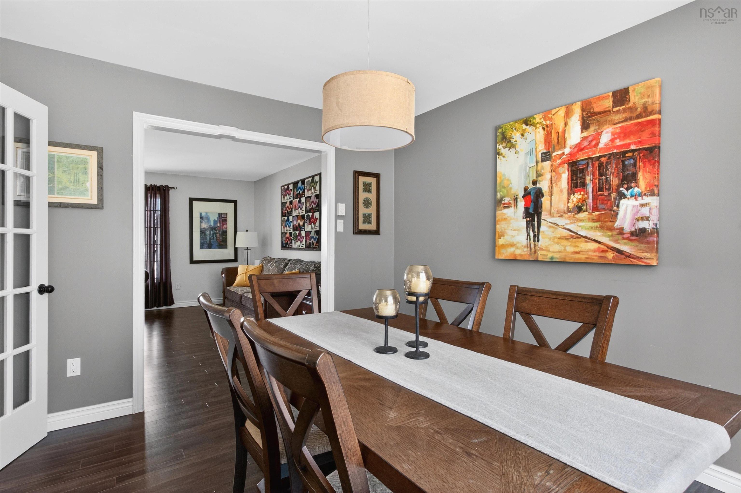 $599,000.00: 8 Pinewood Drive, Lakelands
