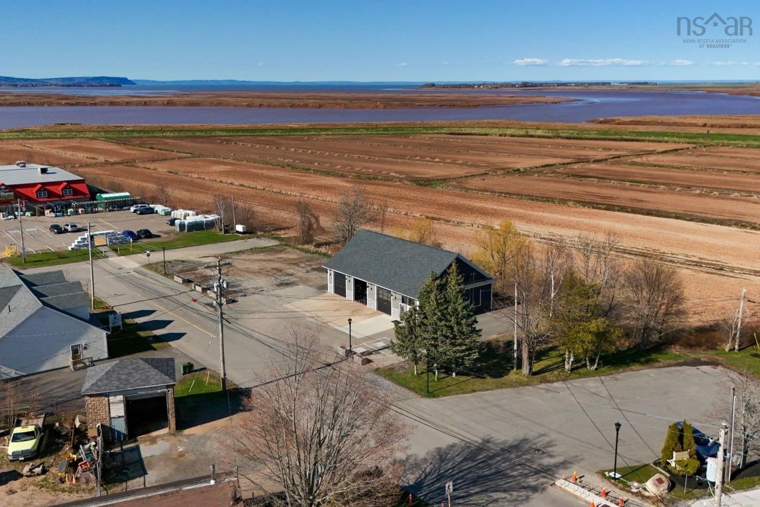 $1,199,900.00: 33 Elm Street, Wolfville