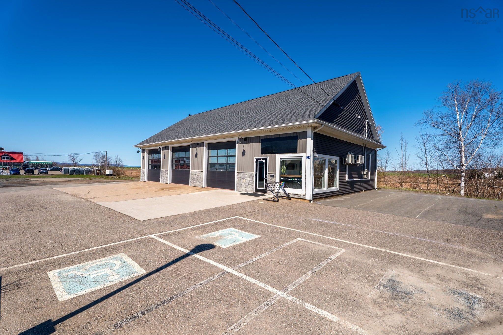 $1,199,900.00: 33 Elm Street, Wolfville