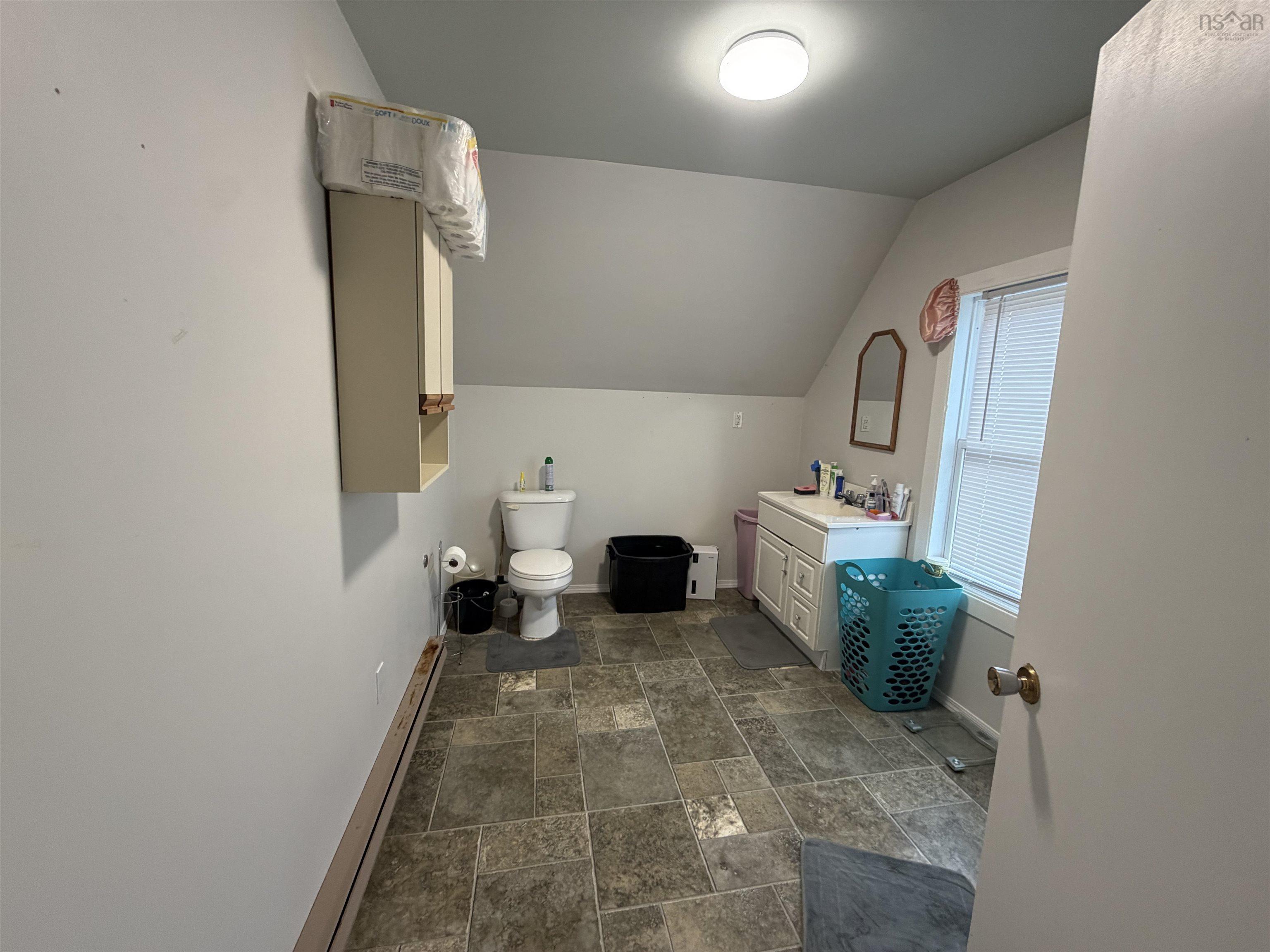 $193,000.00: 2548 Main Street, Clark