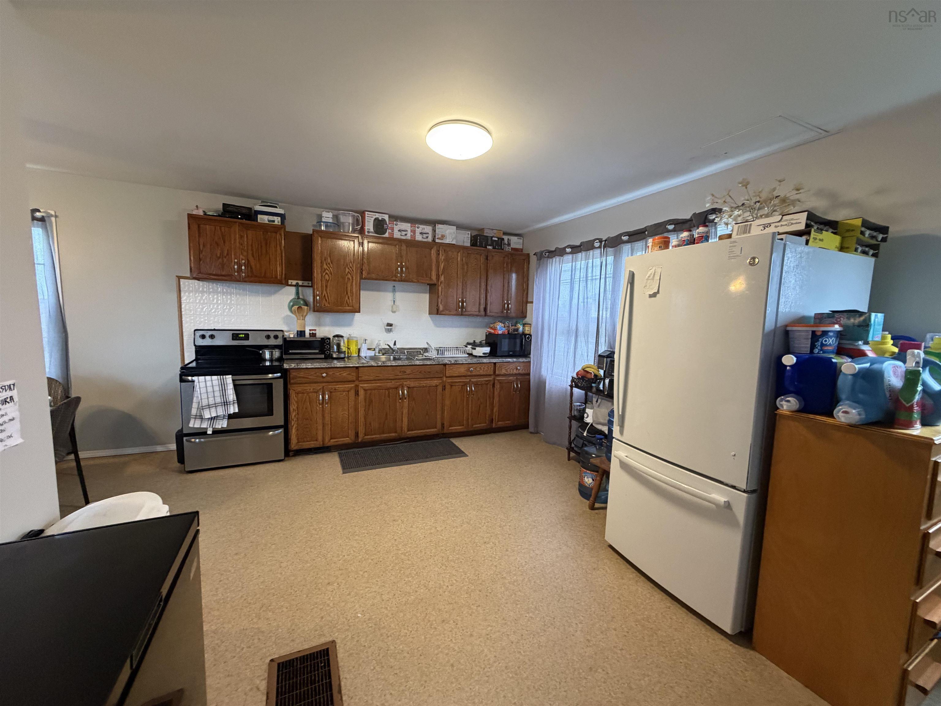 $193,000.00: 2548 Main Street, Clark
