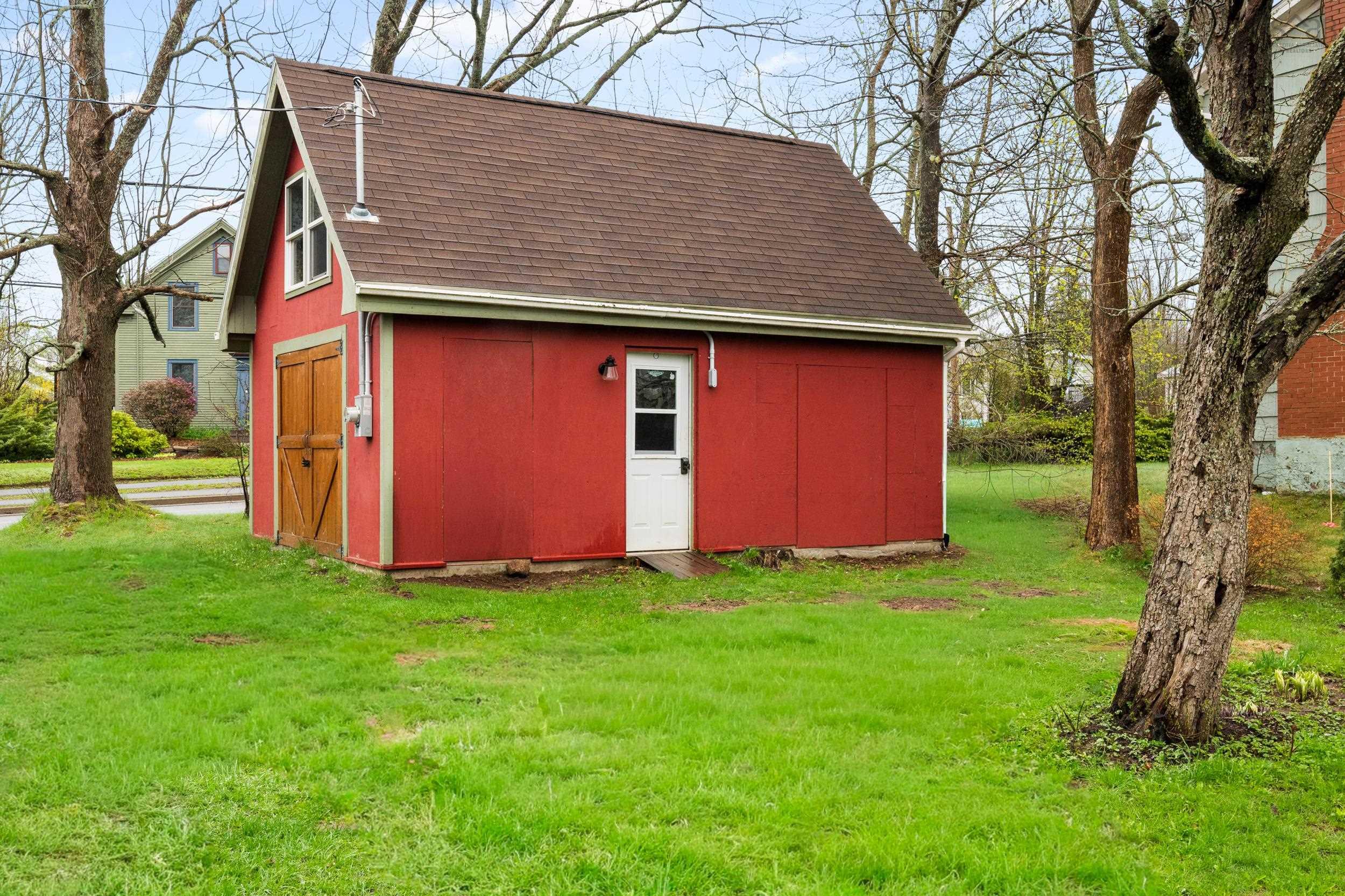 $399,900.00: 74 Highland Avenue, Wolfville
