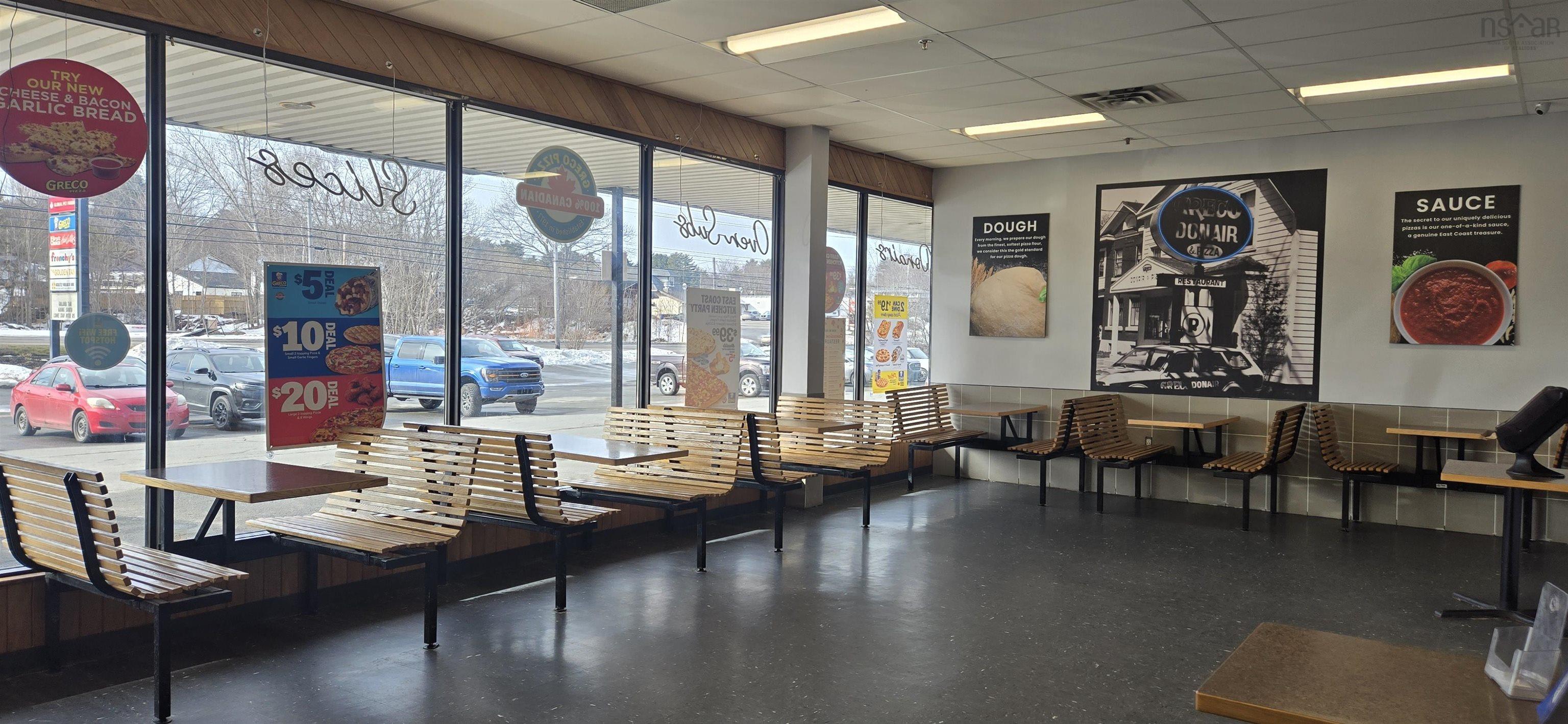 $229,000.00: 2 8927 Commercial Street, New Minas