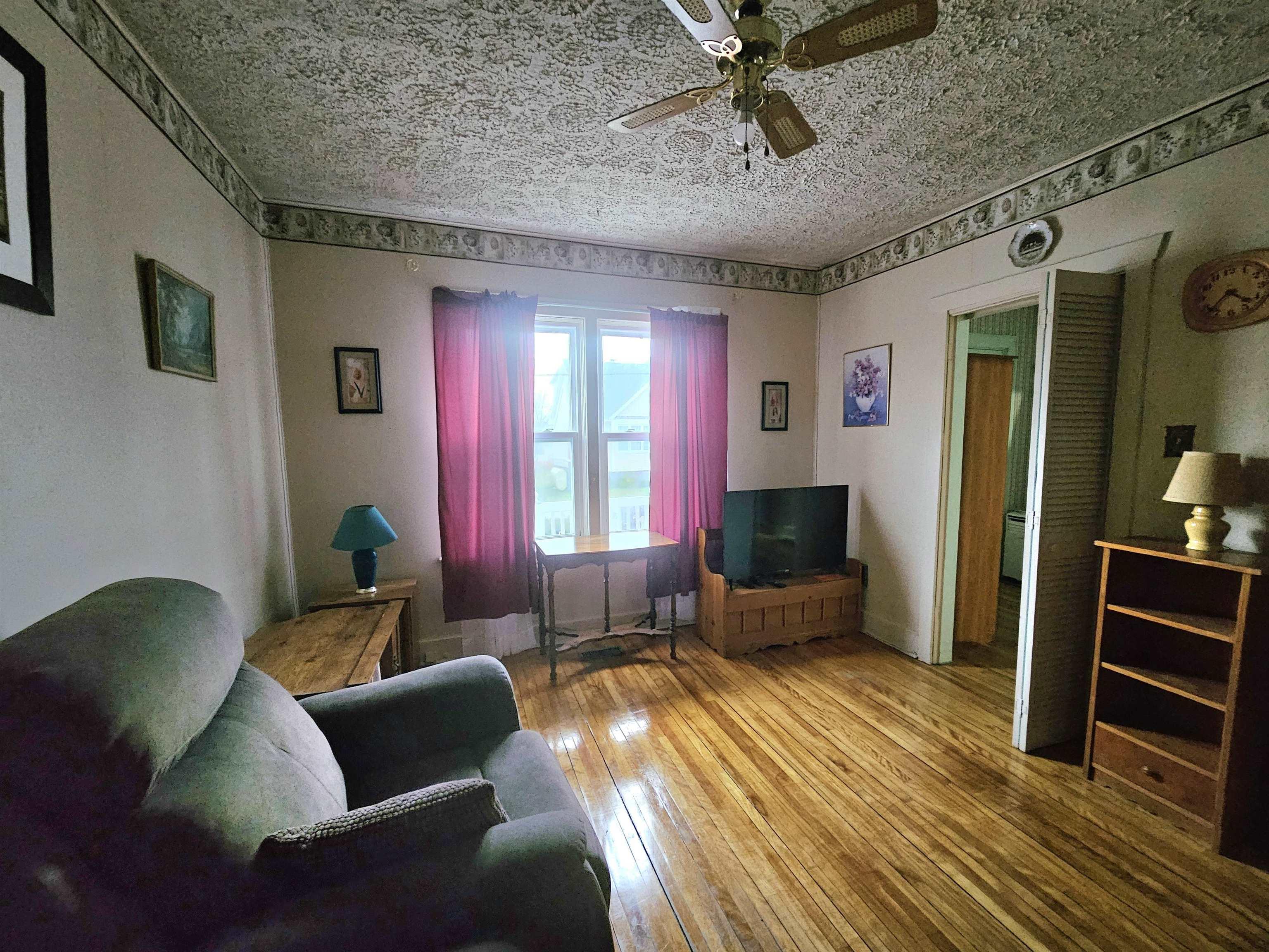 $119,900.00: 140 Willow Street, Sydney
