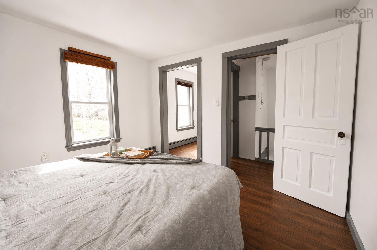 $475,000.00: 22 Rodney Road Road, Dartmouth