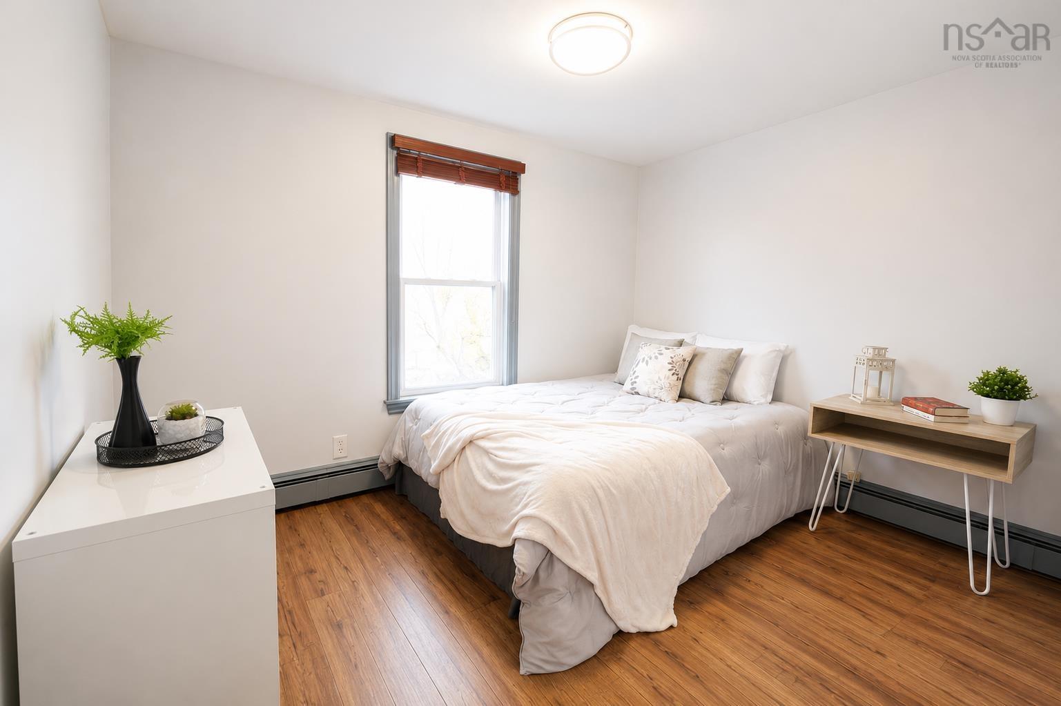 $475,000.00: 22 Rodney Road Road, Dartmouth