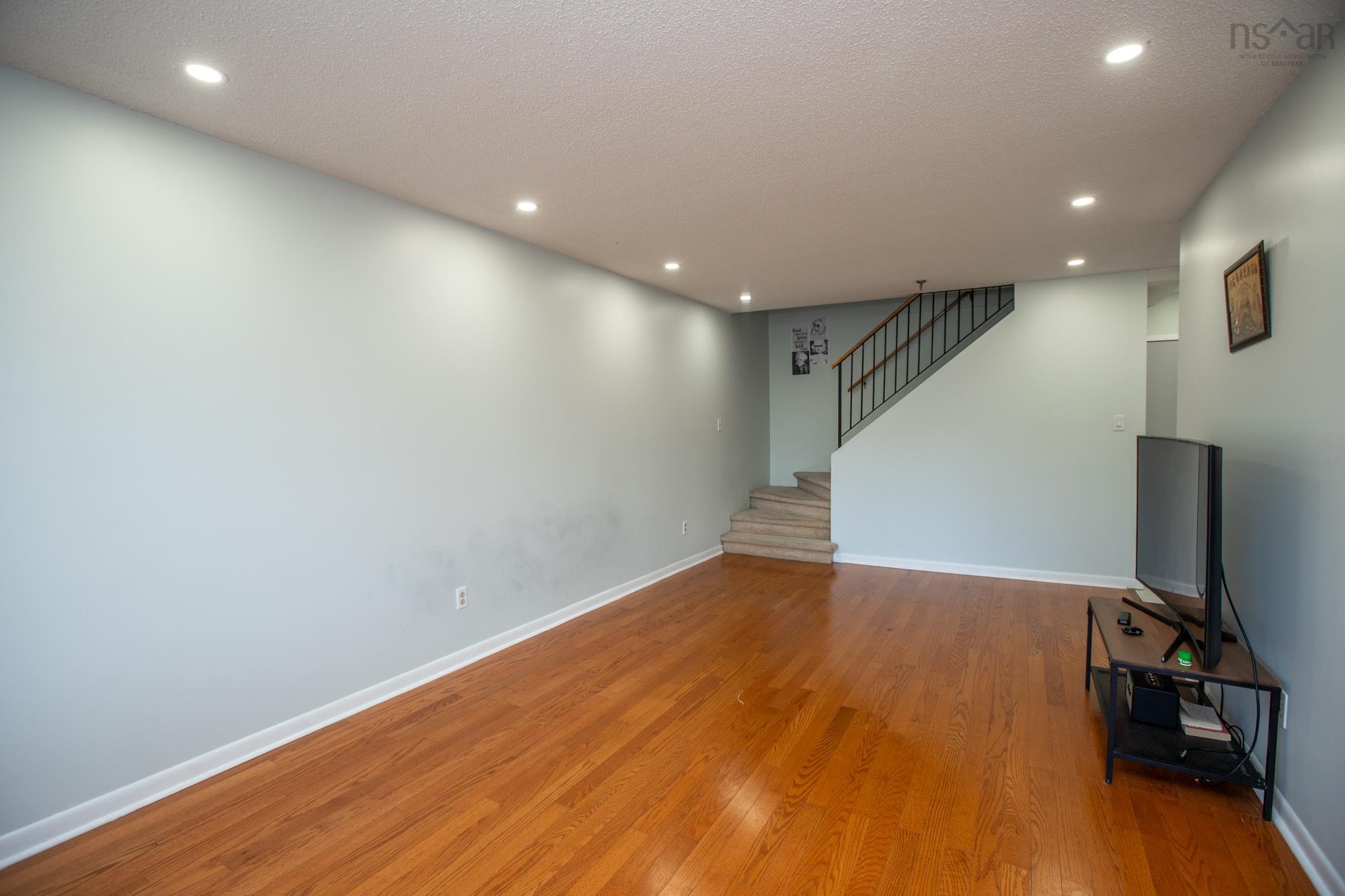 302 15 Knightsridge Drive, Halifax, Ns Drive, Rockingham, NS (MLS 202610326)