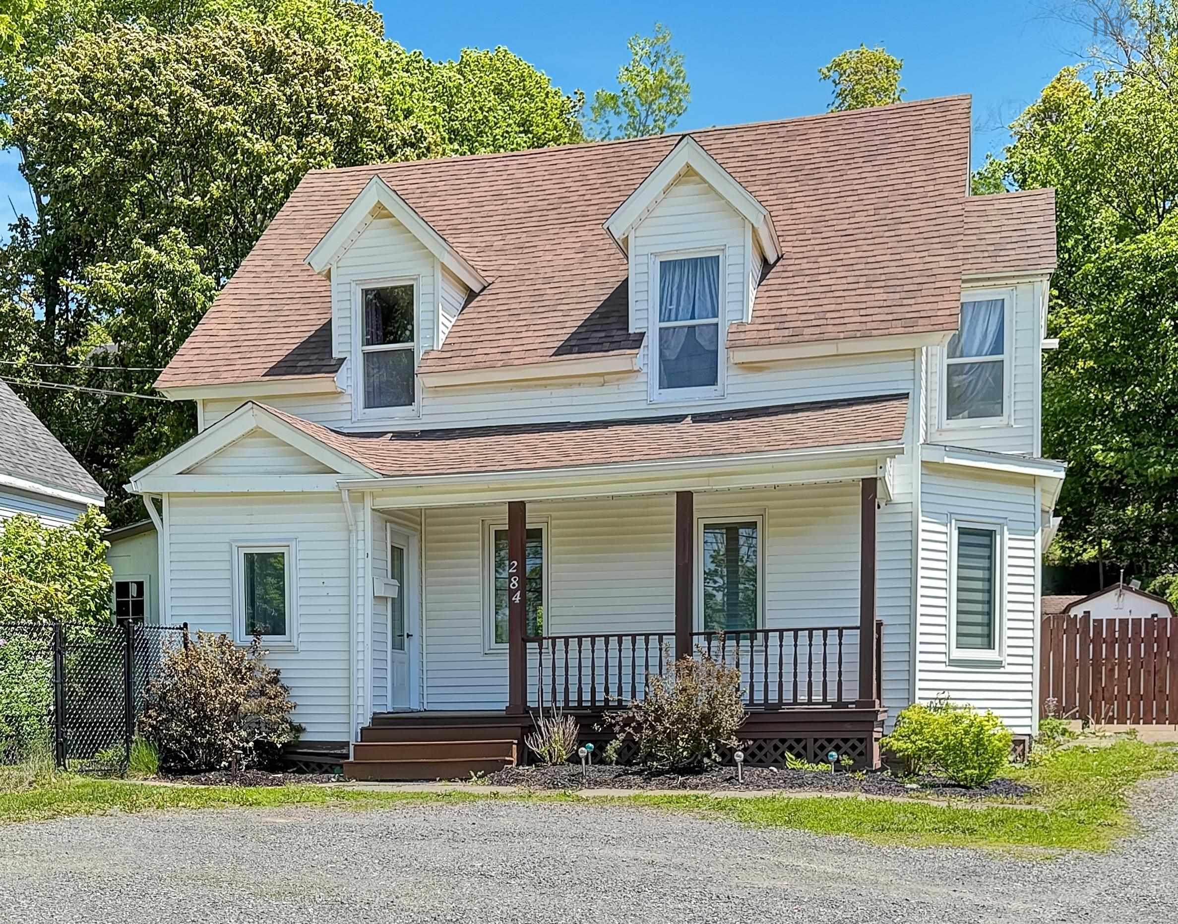 $309,900.00: 284 North Provost Street, New Glasgow