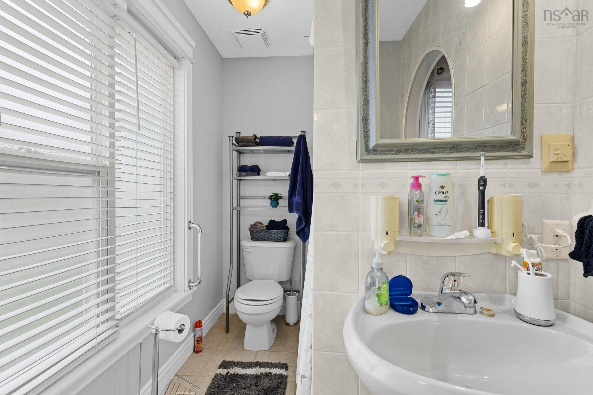 $525,000.00: 56 Raymond Drive, Lower Sackville