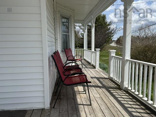 $279,900.00: 7613 Highway 215, Cambridge